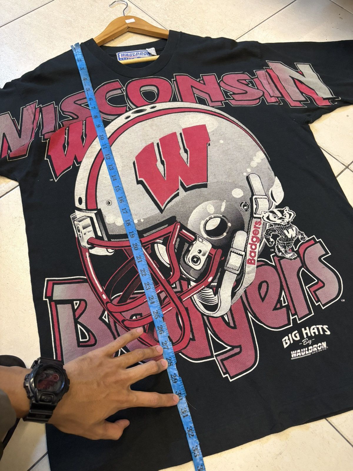NFL Vintage NFL Wisconsin Badgers Shirt 🔥 Size US XL / EU 56 / 4 - 6 Thumbnail