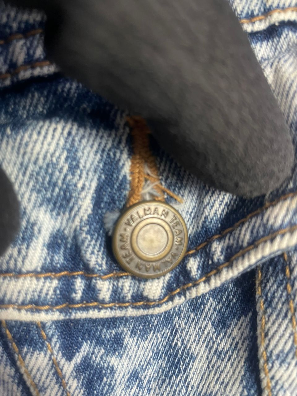 Designer Vintage Valman Denim Jacket Size US L / EU 52-54 / 3 - 5 Thumbnail
