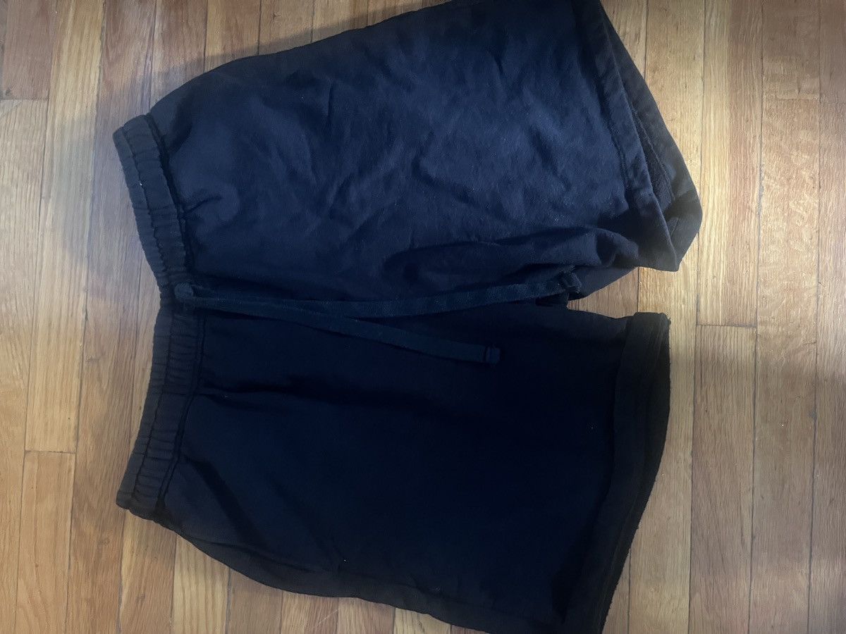 Cotton On Black blank shorts Size US 38 / EU 54 - 1 Thumbnail