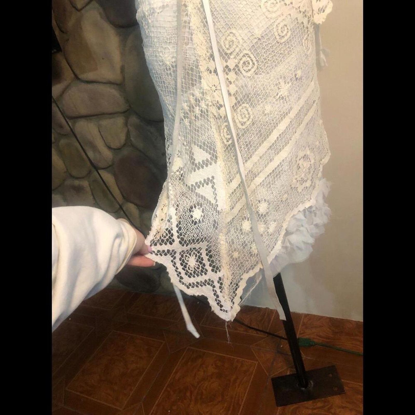 Other Silk knitted embroidered wrap skirt with ruffle under Size 30" / US 8 / IT 44 - 11 Thumbnail