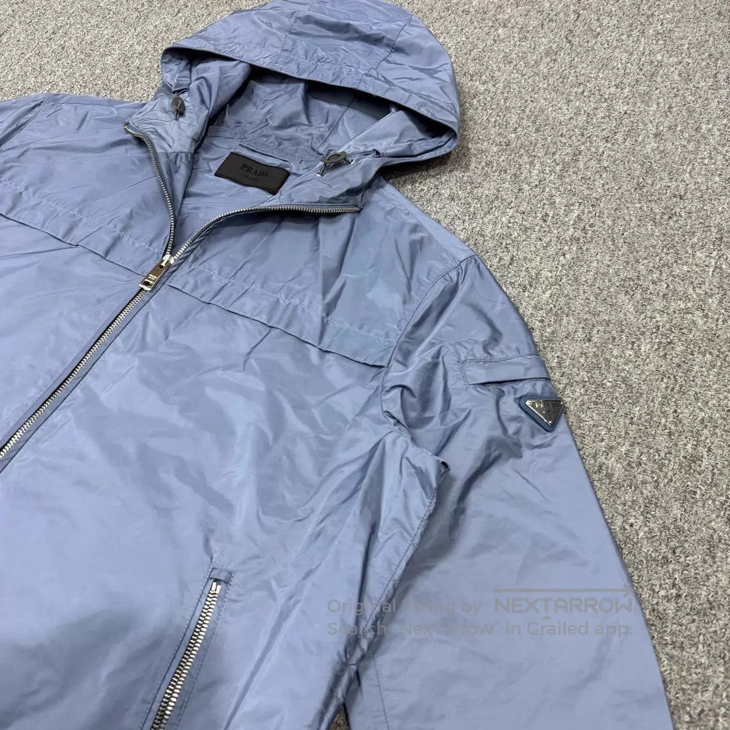 Prada Blue Hooded Lightweight Jacket Size L. Size US L / EU 52-54 / 3 - 3 Thumbnail