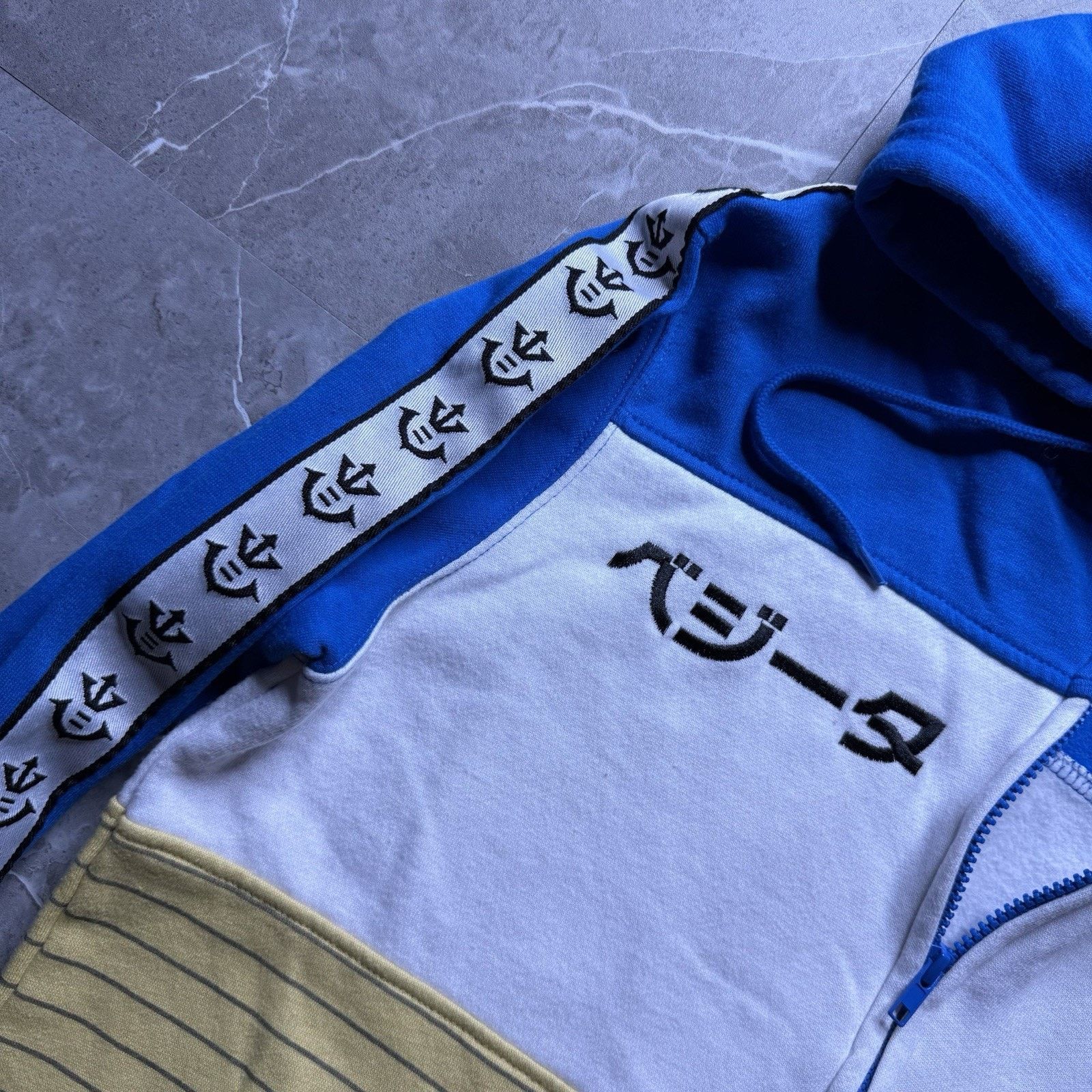 Vintage Bioworld Dragonball Z Vegeta Armor Hoodie S19 Size US S / EU 44-46 / 1 - 3 Thumbnail