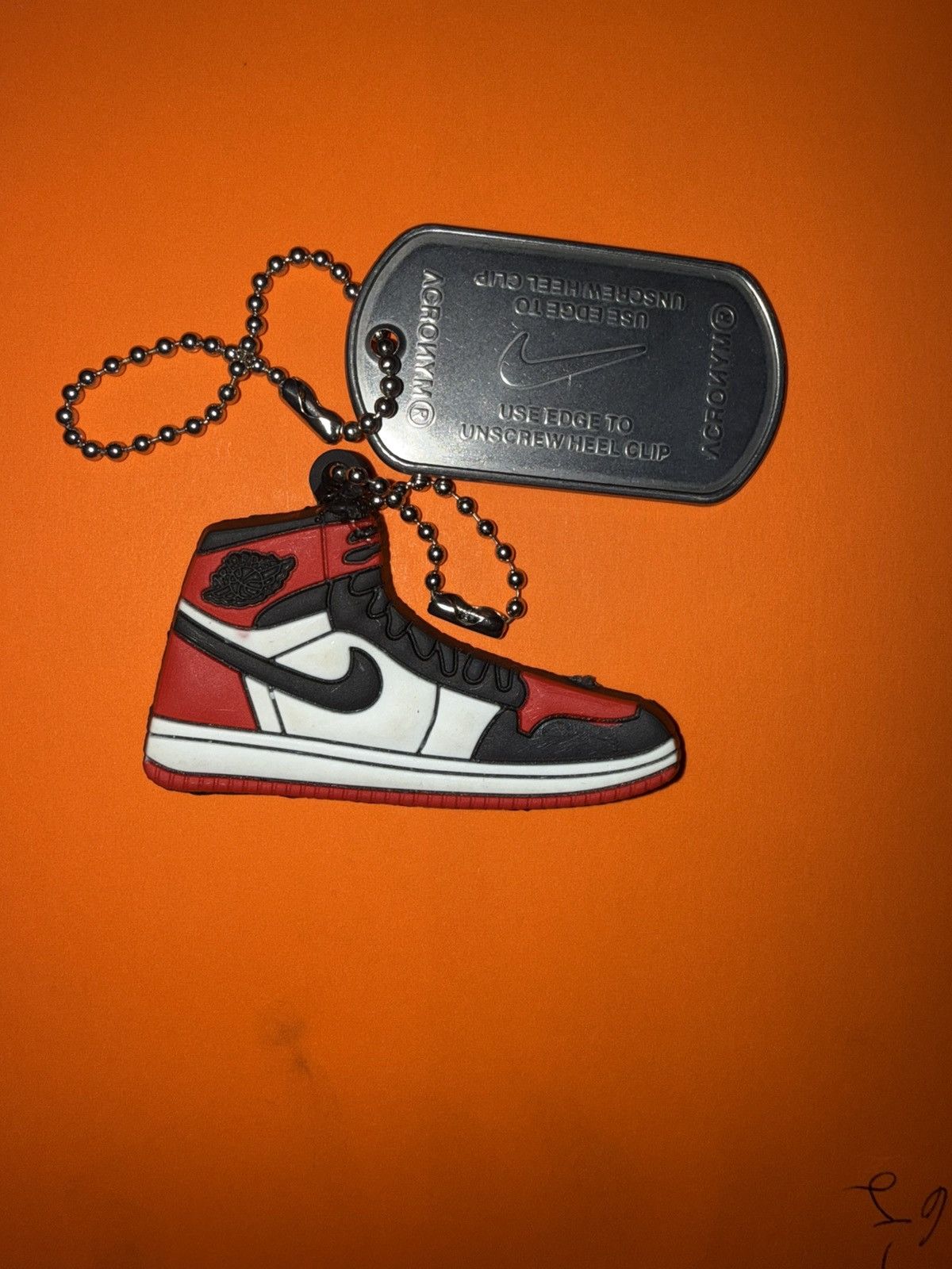 Nike Nike shoe jewelry Silver DogTag/Air Jordan 1 Size ONE SIZE - 1 Thumbnail