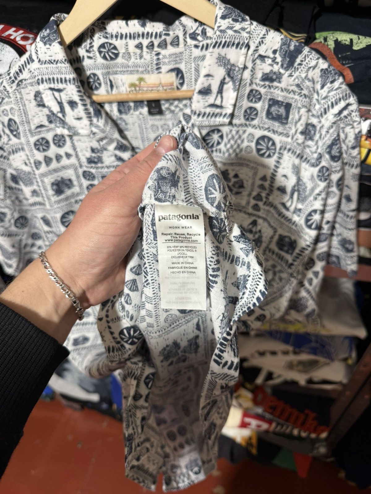 Patagonia Patagonia Patahola Ophi Limited Edition Aloha Shirt Y2K Hype Size US XXL / EU 58 / 5 - 6 Thumbnail