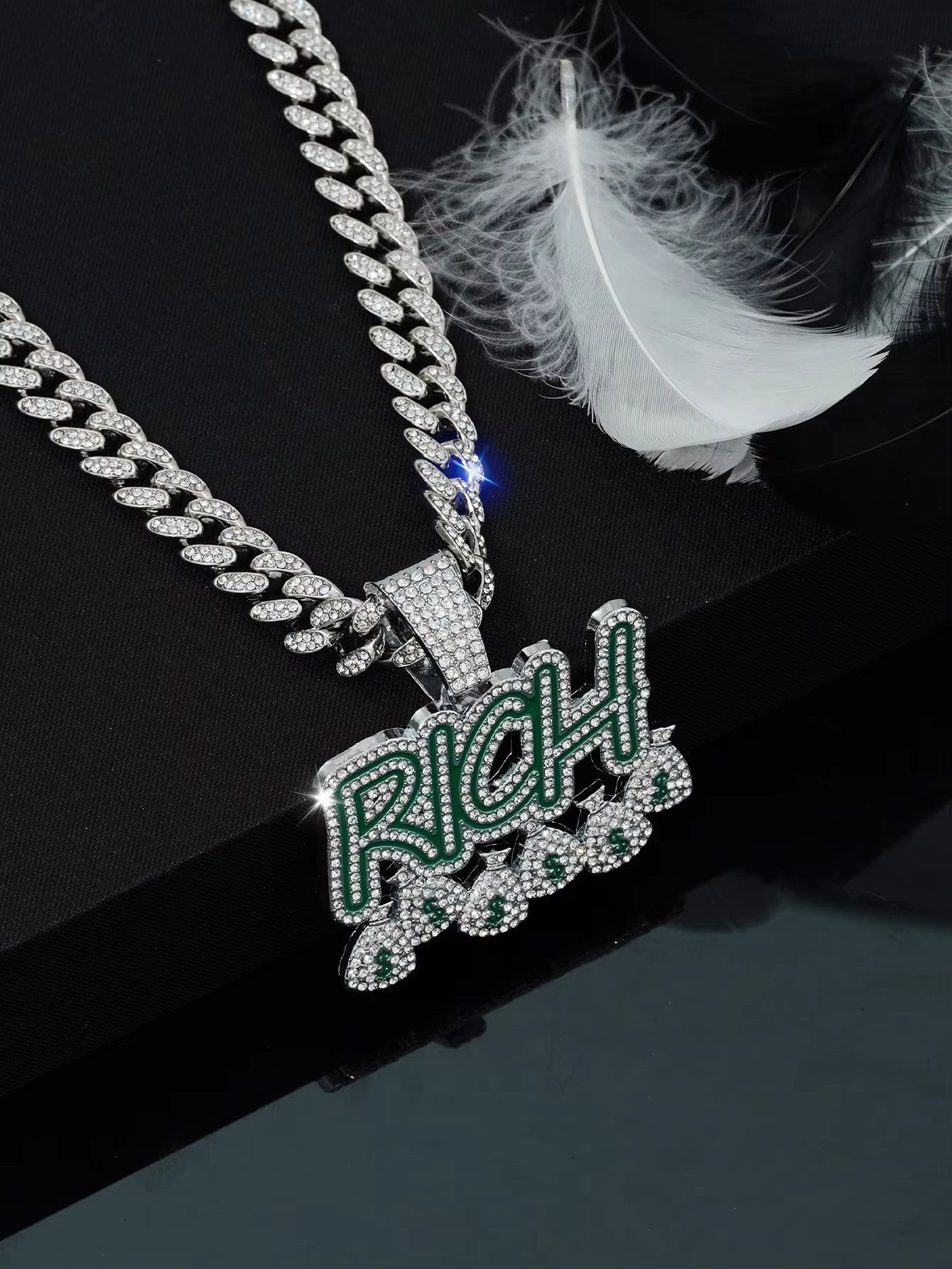 Jewelry Creative Money Bag RICH Pendant Necklace Size ONE SIZE - 2 Thumbnail