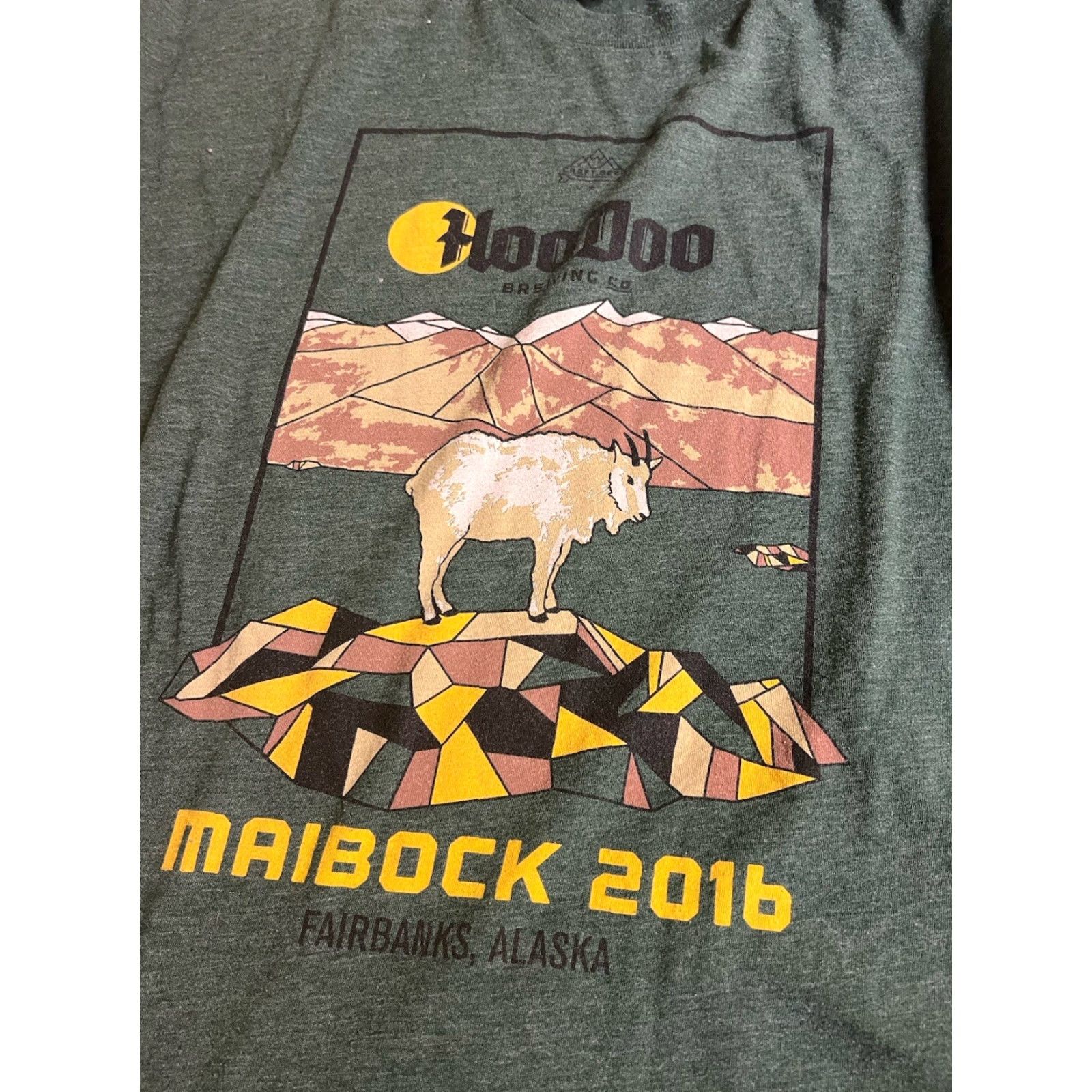 American Apparel HooDoo Brewing Co. Fairbanks Alaska Beer T Shirt XL Green Maibock 2016 USA Made Size US XL / EU 56 / 4 - 4 Thumbnail