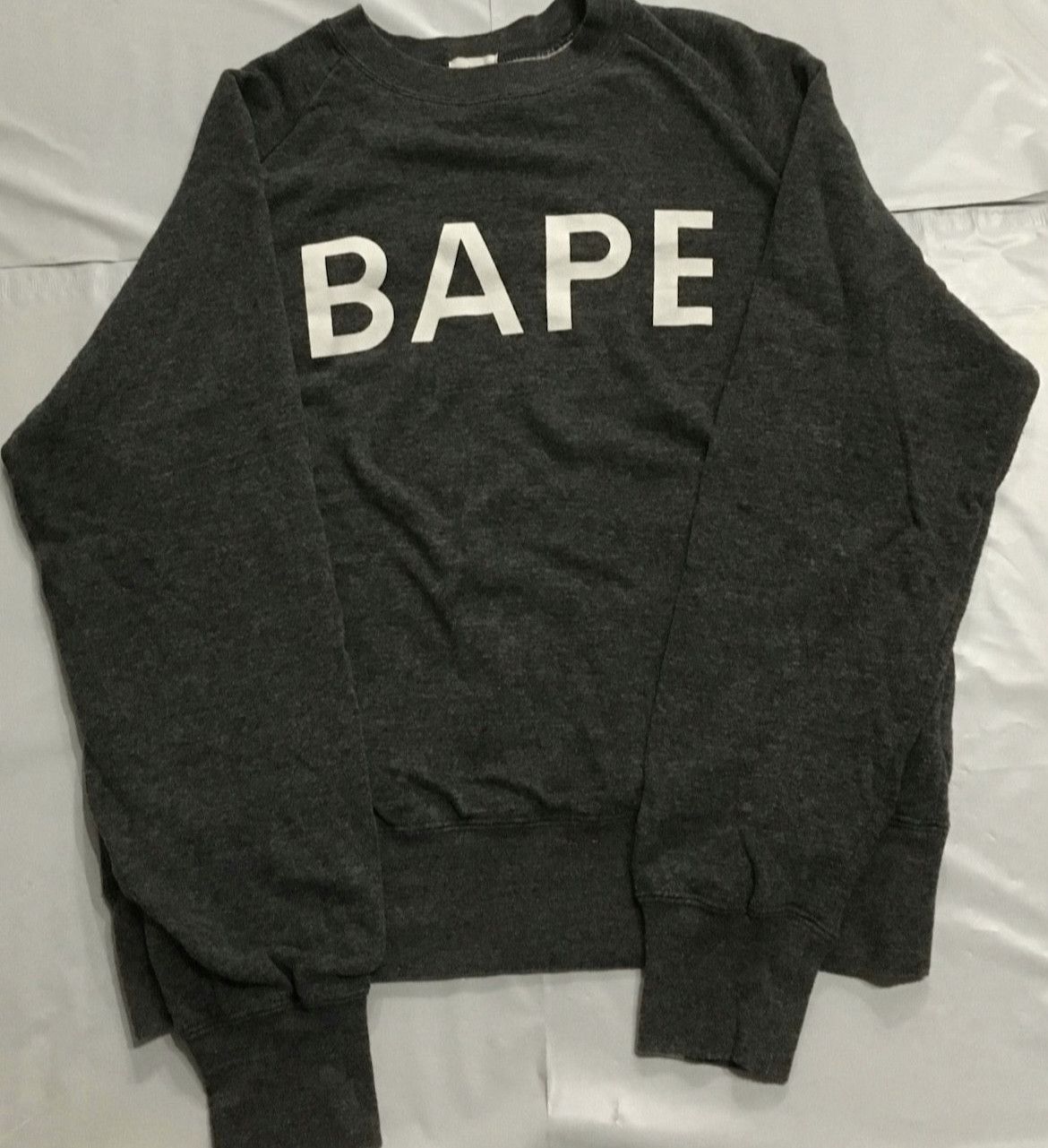 Bape Bape crew neck pullover sweatshirt Size US S / EU 44-46 / 1 - 1 Thumbnail
