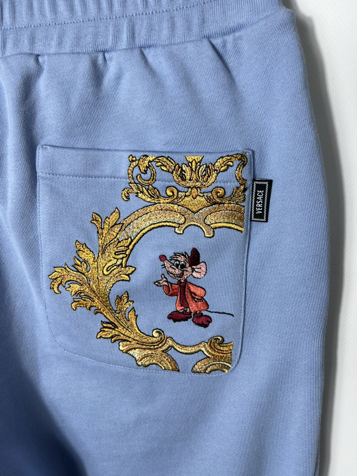 Disney × Versace Luxury Versace Disney Cinderella Gus Sweat Pants Size XS Size US 28 / EU 44 - 2 Thumbnail