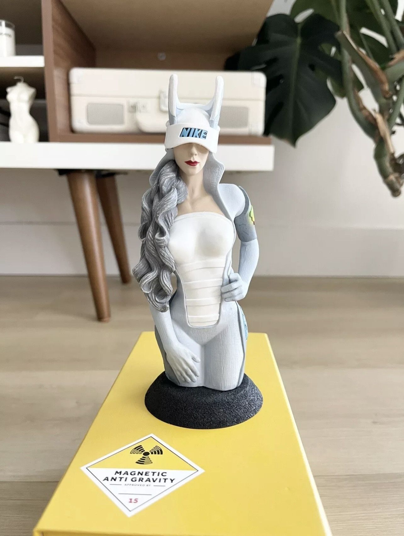 Other STEAL! Air Mag Girl by Reina Koyano 2017 Size ONE SIZE - 1 Thumbnail