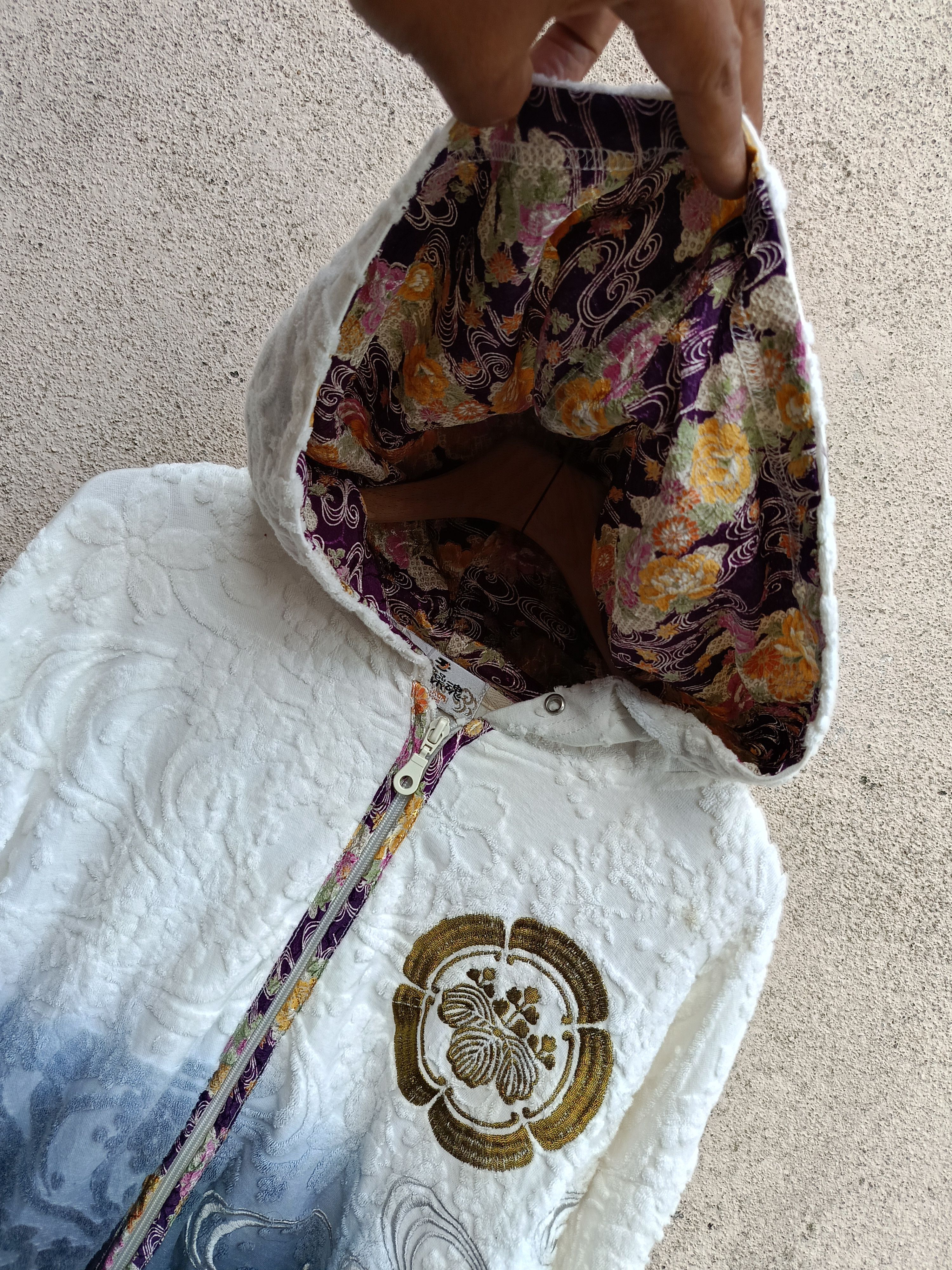 Japanese Brand KARAKURI TAMASHII JAPANESE MOTIF DESIGN ZIPPER HOODIE Size US M / EU 48-50 / 2 - 6 Thumbnail