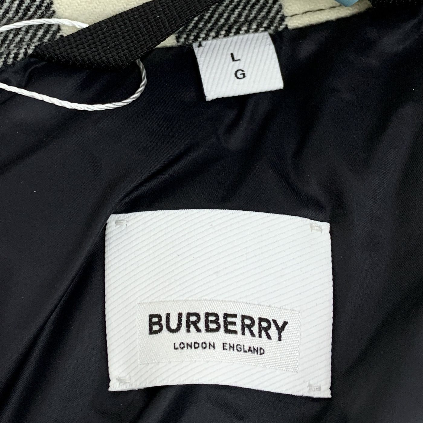 Burberry Burberry Check Down Jacket Black (L) Size US L / EU 52-54 / 3 - 5 Thumbnail