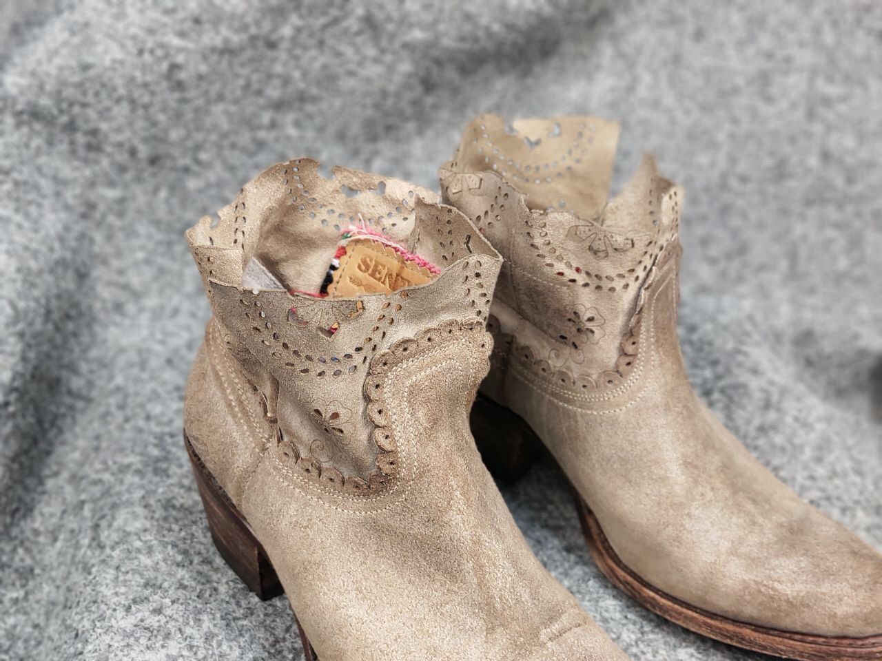 Sendra Sendra Spanish Leather Ankle Western Women Beige Boots Size US 6 / IT 36 - 12 Thumbnail