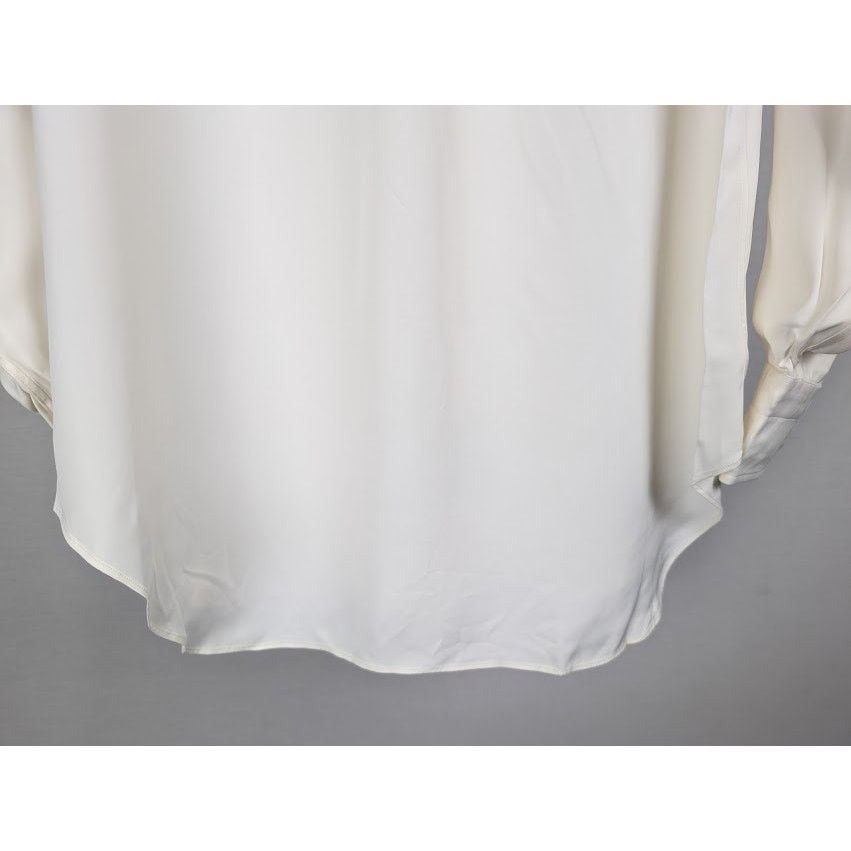 Tom Ford o1rshd1 Shirt in Off White Size US S / EU 44-46 / 1 - 14 Thumbnail