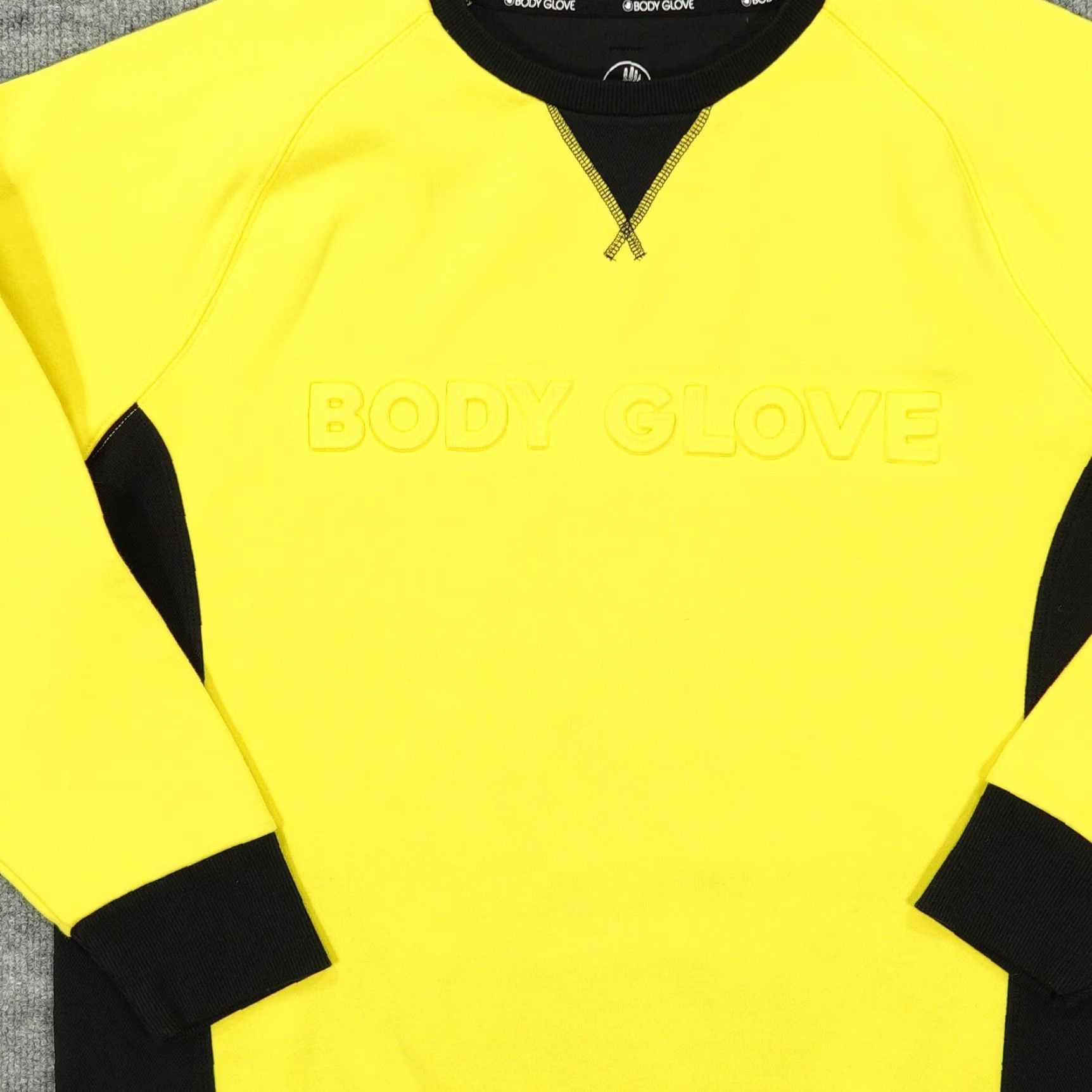 Body Glove VINTAGE Body Glove Sweatshirt Mens L Yellow Black Crewneck Raglan Active Pullover Size US L / EU 52-54 / 3 - 2 Thumbnail