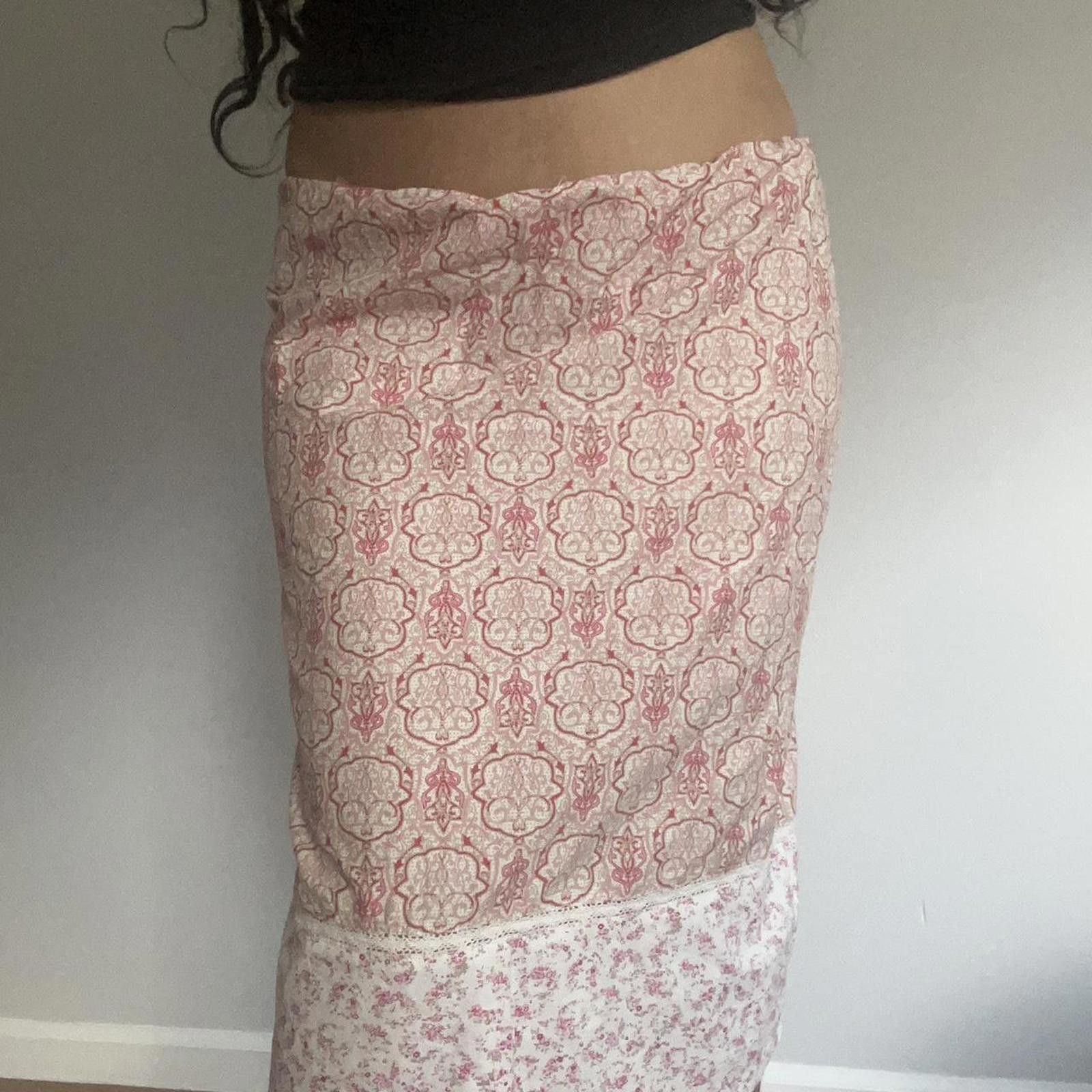 Other Pink and white midi skirt with a floral pattern Size 32" / US 10 / IT 46 - 5 Thumbnail