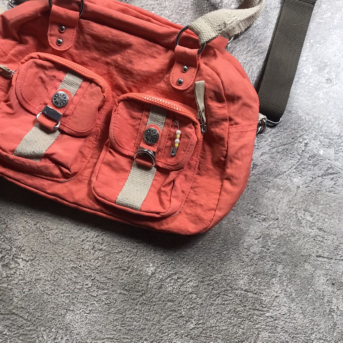 Vintage Vintage Y2K Red Crossbody Pocket Bag Japanese Streetwear OS Size ONE SIZE - 3 Thumbnail