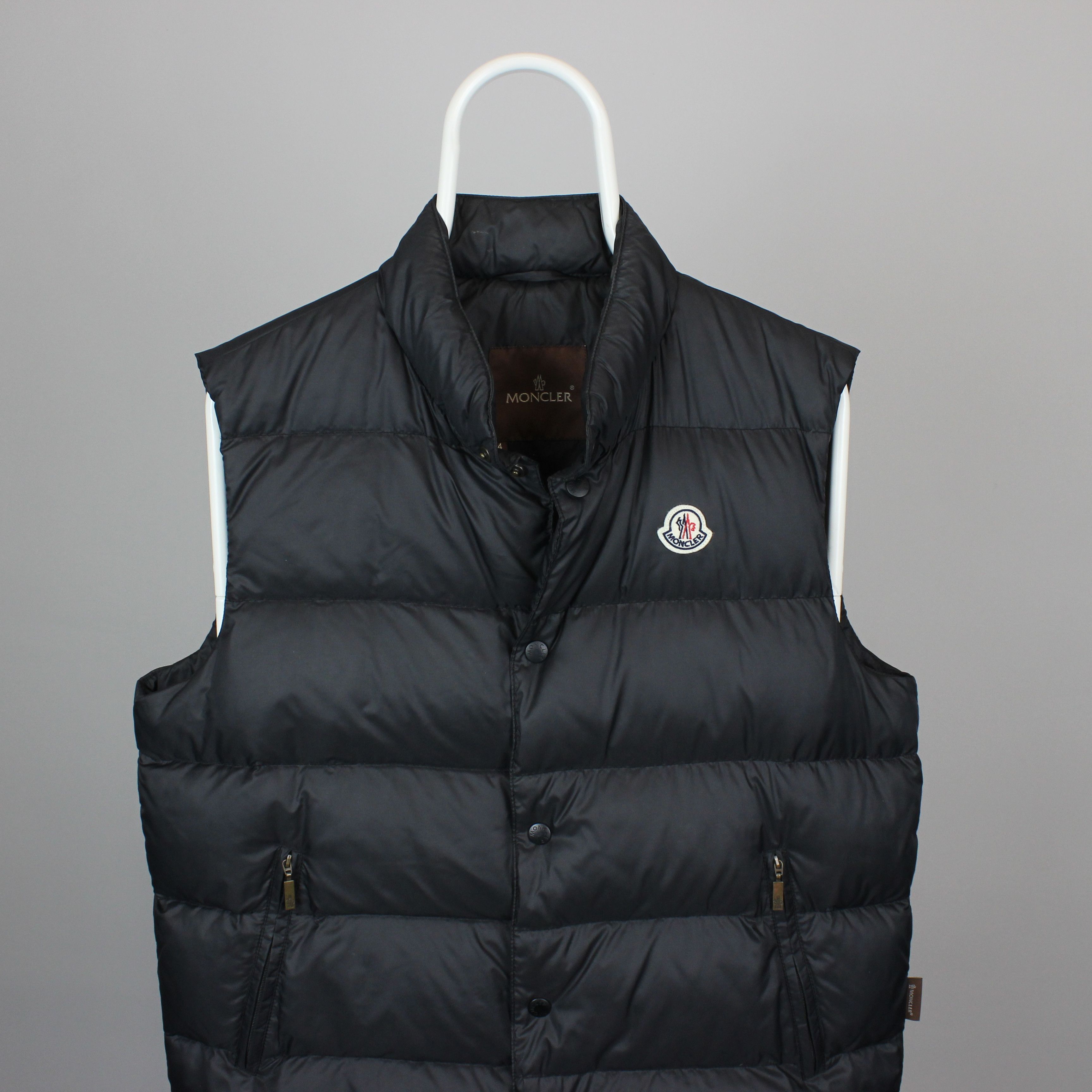 Moncler Moncler down vest gilet black M L Size US L / EU 52-54 / 3 - 6 Thumbnail