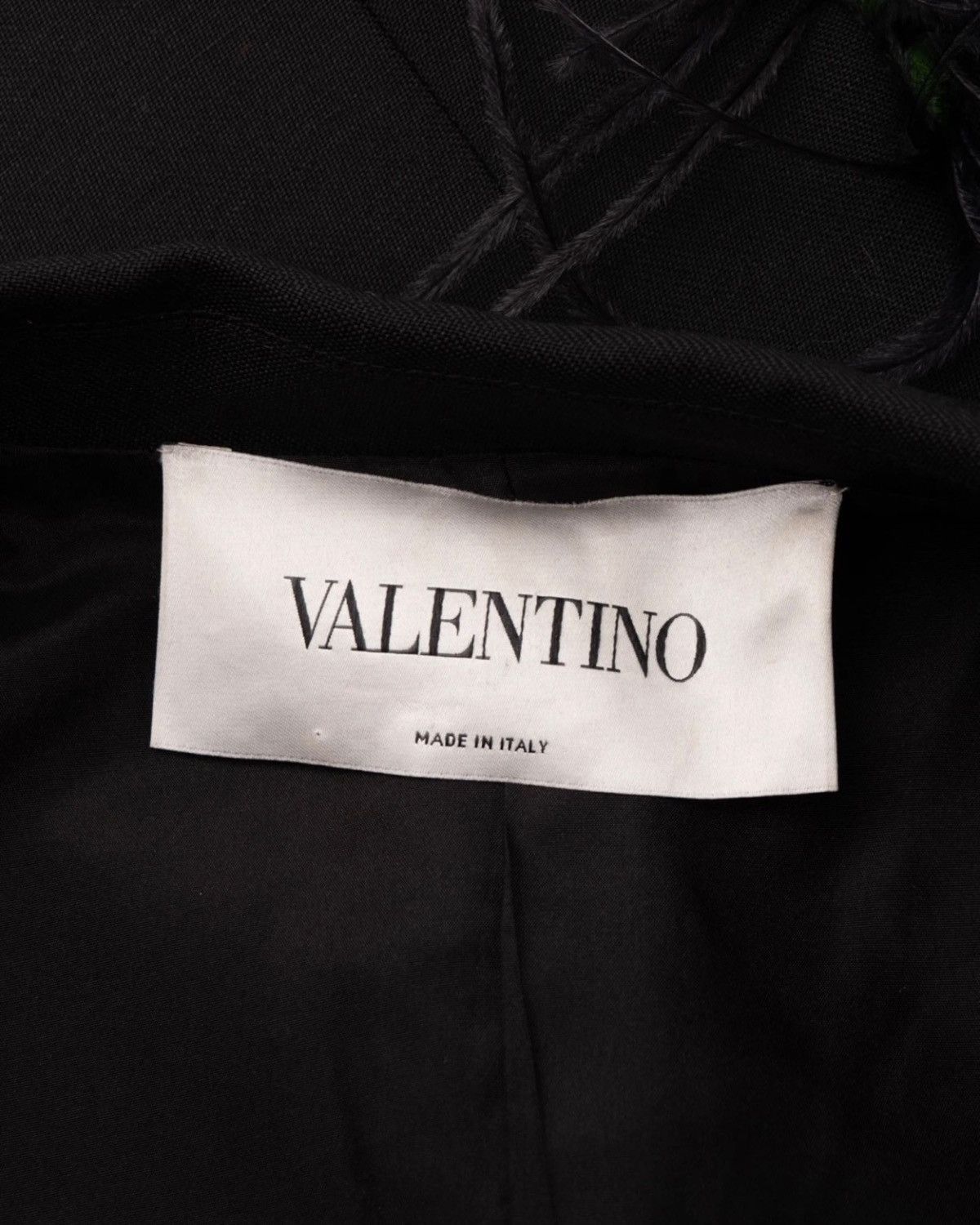 Valentino Valentino Garavani Ostrich Feather & Mohair Tuxedo Jacket Size S / US 4 / IT 40 - 3 Thumbnail