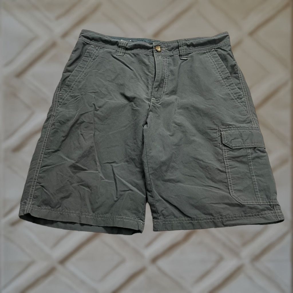 Vintage VINTAGE Columbia Mens Cargo Shorts 34x11 Gray Nylon Outdoor Hiking Activewear, Fall Spring Summer Size US 34 / EU 50 - 1 Thumbnail