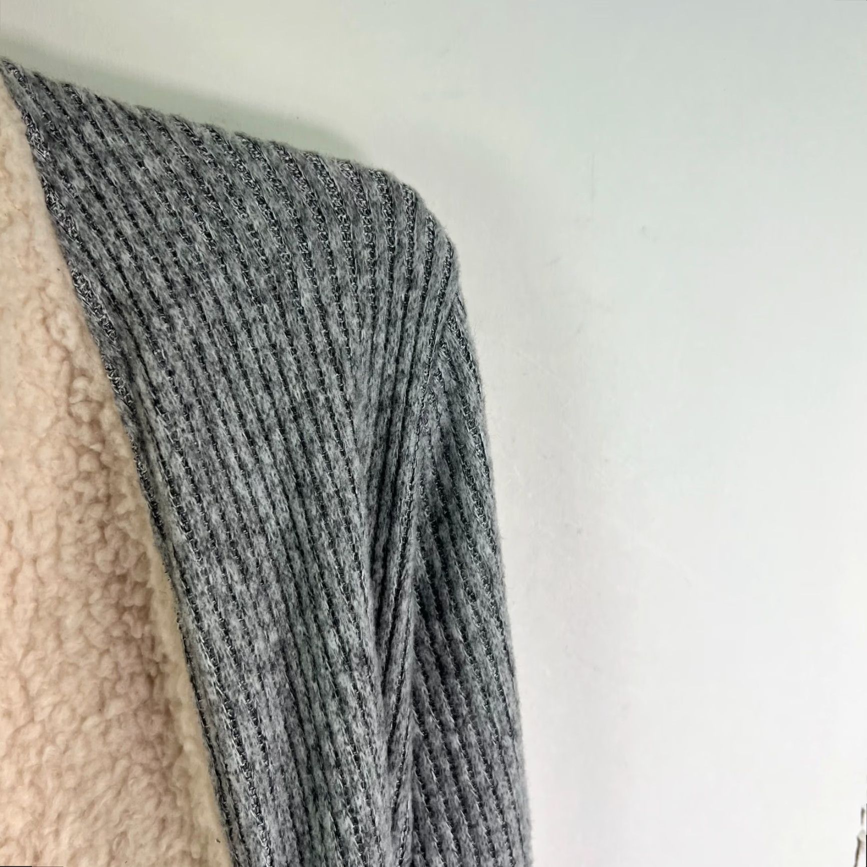Vintage Maurices Cardigan Size L Gray SHERPA LINED Open Collar Sweater Size L / US 10 / IT 46 - 2 Thumbnail