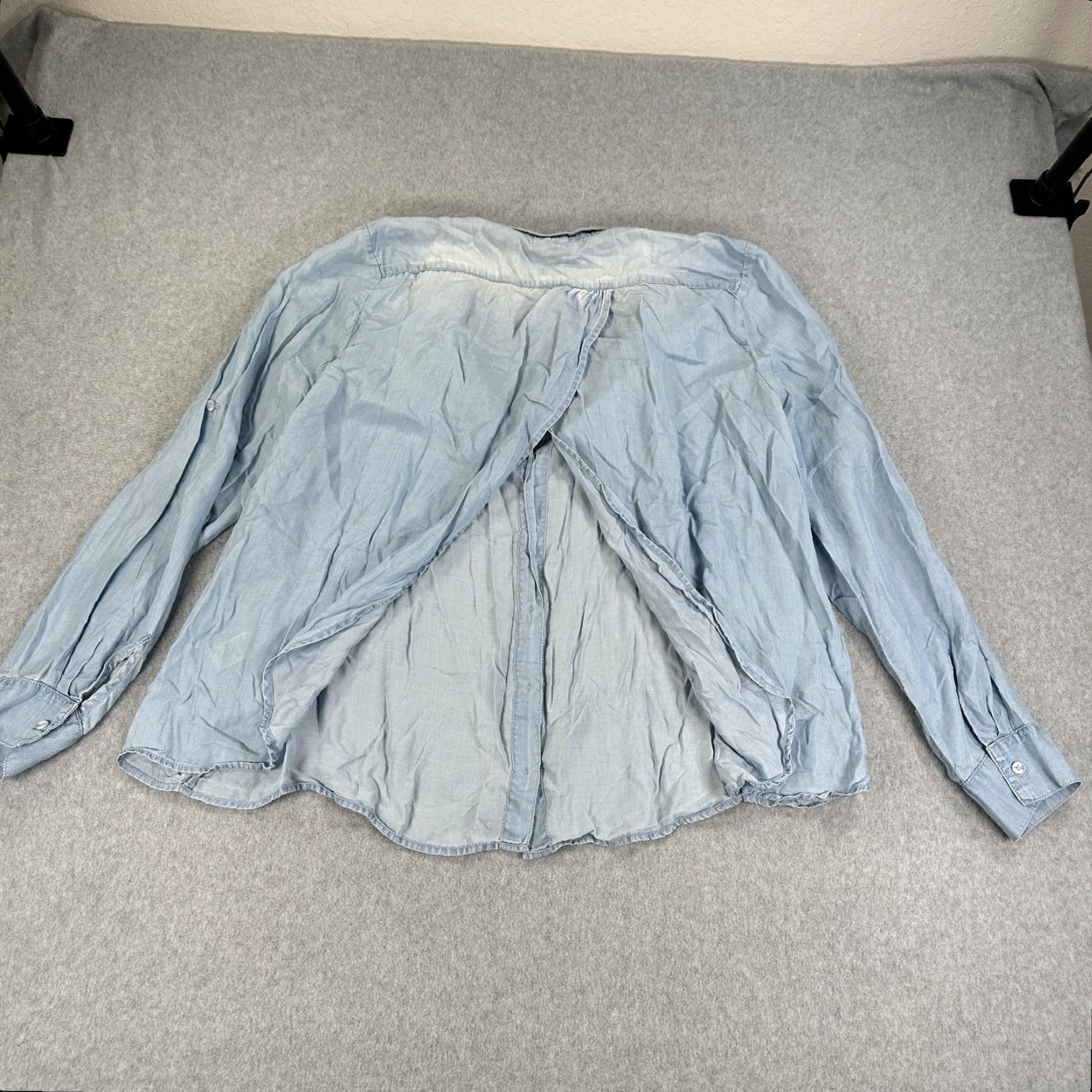 CLOT Cloth & Stone Shirt Womens XL Blue Tencel Chambray Button Front Split Back USA Size XL / US 12-14 / IT 48-50 - 7 Thumbnail