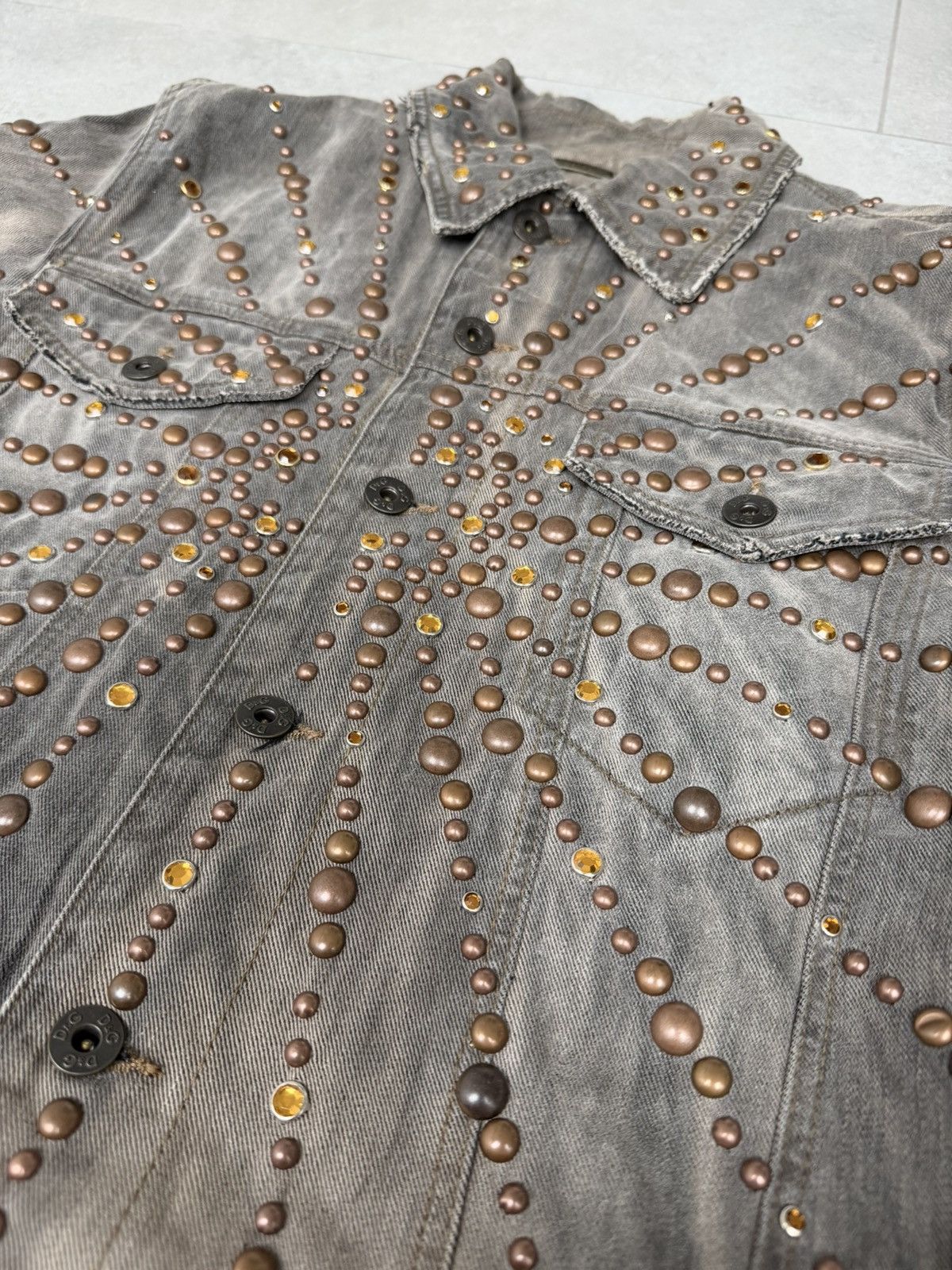 Dolce & Gabbana Dolce & Gabbana SS10 Gemstone Stud Embellished Denim Jacket Size US M / EU 48-50 / 2 - 6 Thumbnail