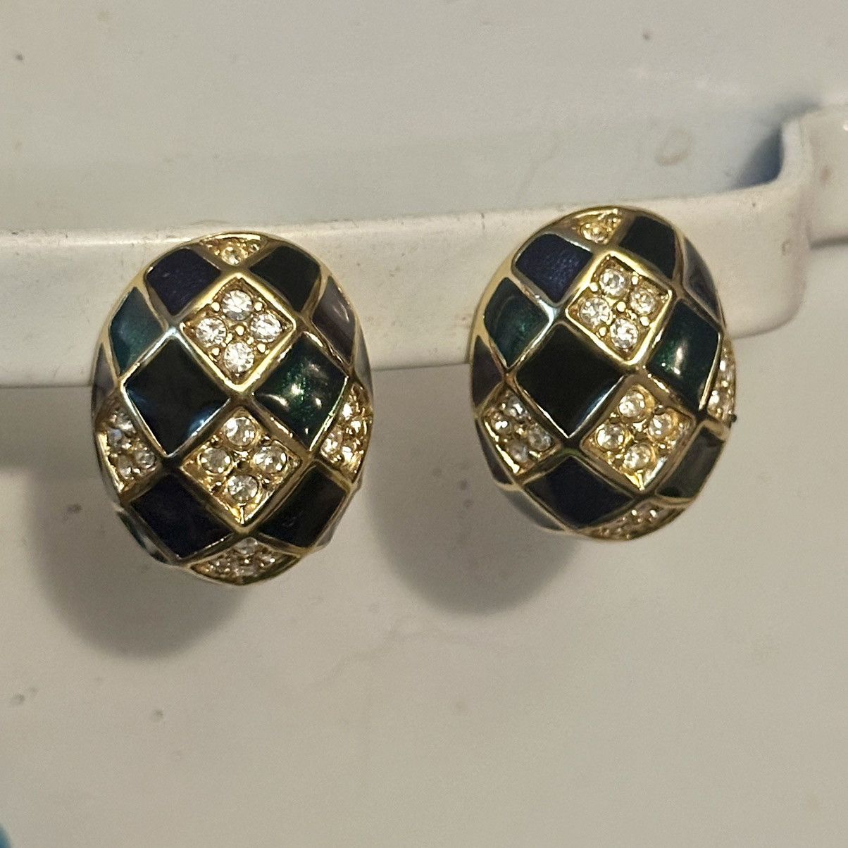 Joan Rivers Vintage Joan Rivers oval enamel checkered clip on earrings Size ONE SIZE - 2 Thumbnail