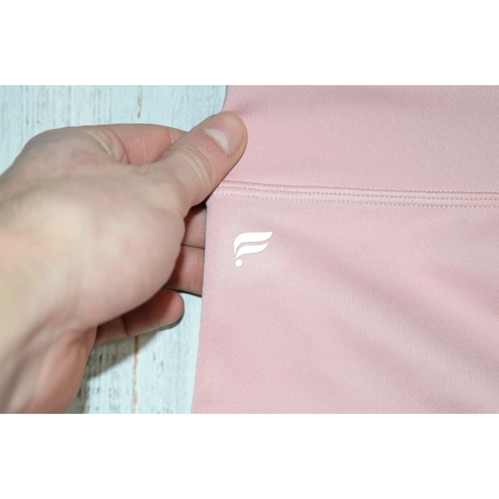 Fabletics FABLETICS Pink Leggings Cropped Slim/ Skinny High Waist Ultracool Activewear M Women's Size 32" / US 10 / IT 46 - 7 Thumbnail