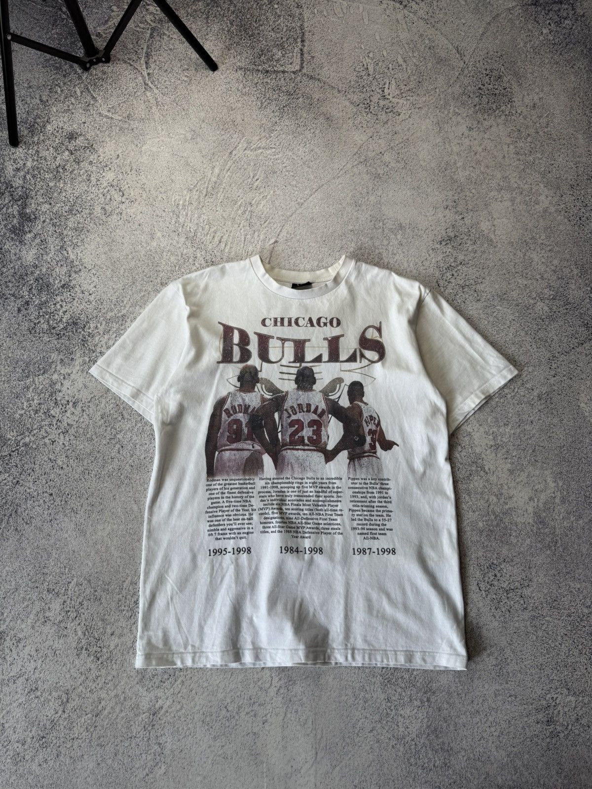 NBA Vintage Chicago Bulls T-shirts Y2K Jordan Rodman Pippen Size US XL / EU 56 / 4 - 5 Thumbnail