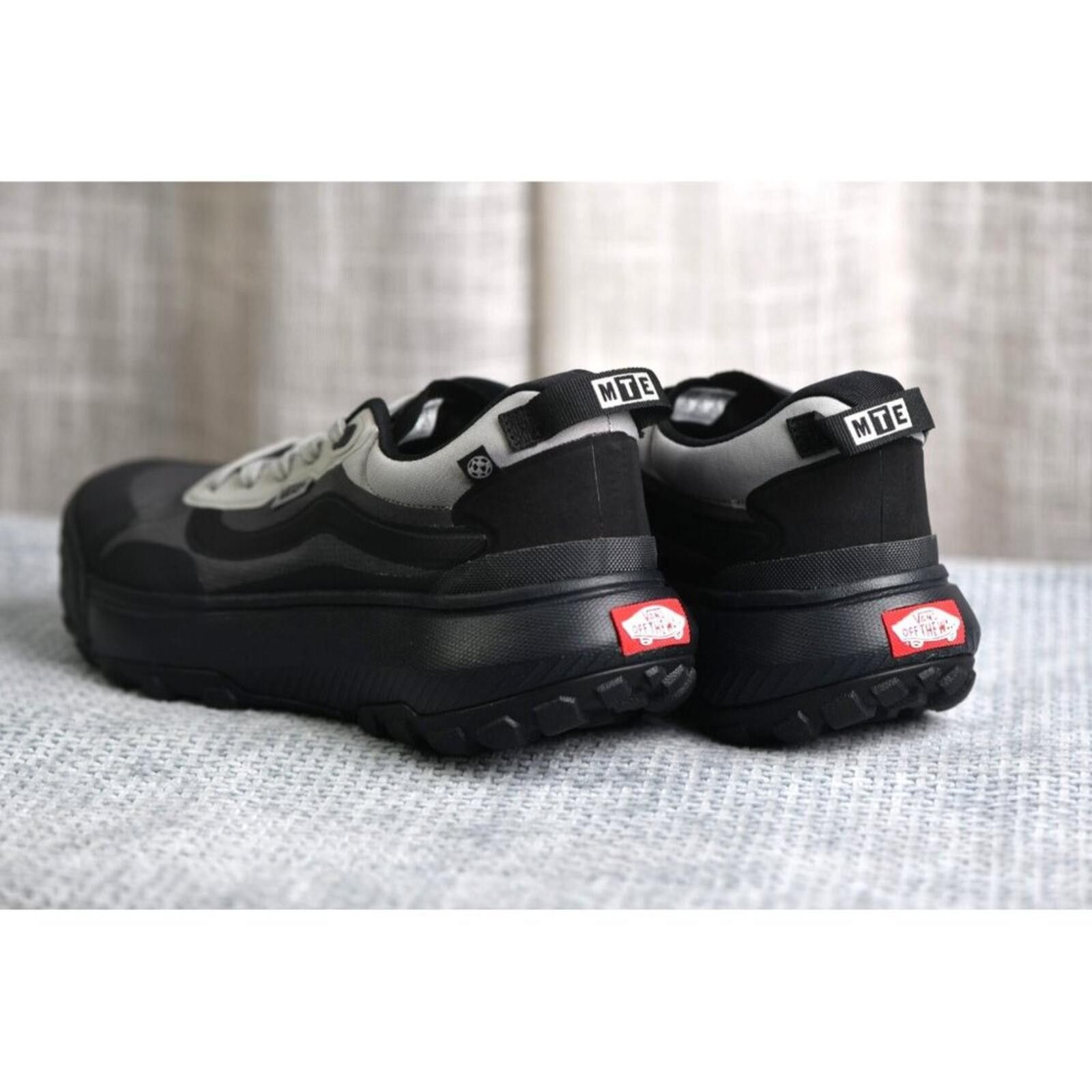 Vans VANS MTE Crosspath | Color: Frost Gray Size US 6 / EU 39 - 2 Thumbnail
