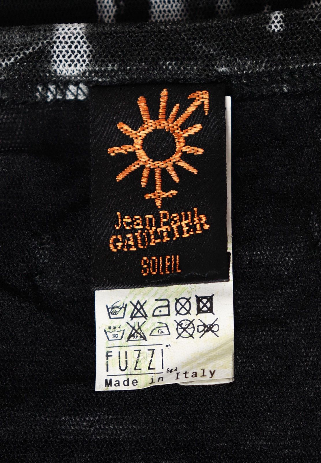 Jean Paul Gaultier Jean Paul Gaultier Vintage Paris Cinema Face Art Mesh Top Size XS / US 0-2 / IT 36-38 - 6 Thumbnail