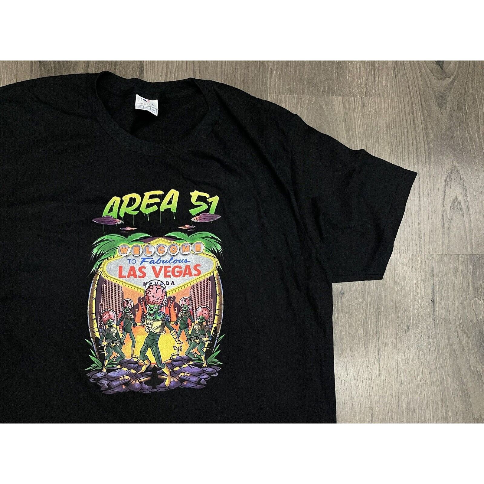 Other Las Vegas T Shirt Area 51 Aliens Mars Attacks Tee XL Size US XL / EU 56 / 4 - 2 Thumbnail