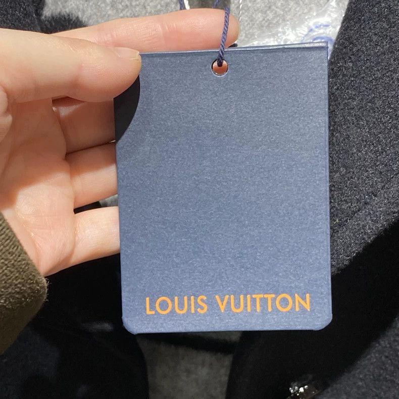 Louis Vuitton Louis Vuitton Black and grey presbyopic leather belt coat Size XS / US 0-2 / IT 36-38 - 6 Thumbnail