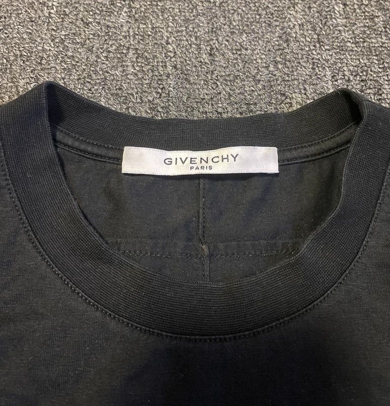 Givenchy Givenchy T-Shirt Size US M / EU 48-50 / 2 - 4 Thumbnail
