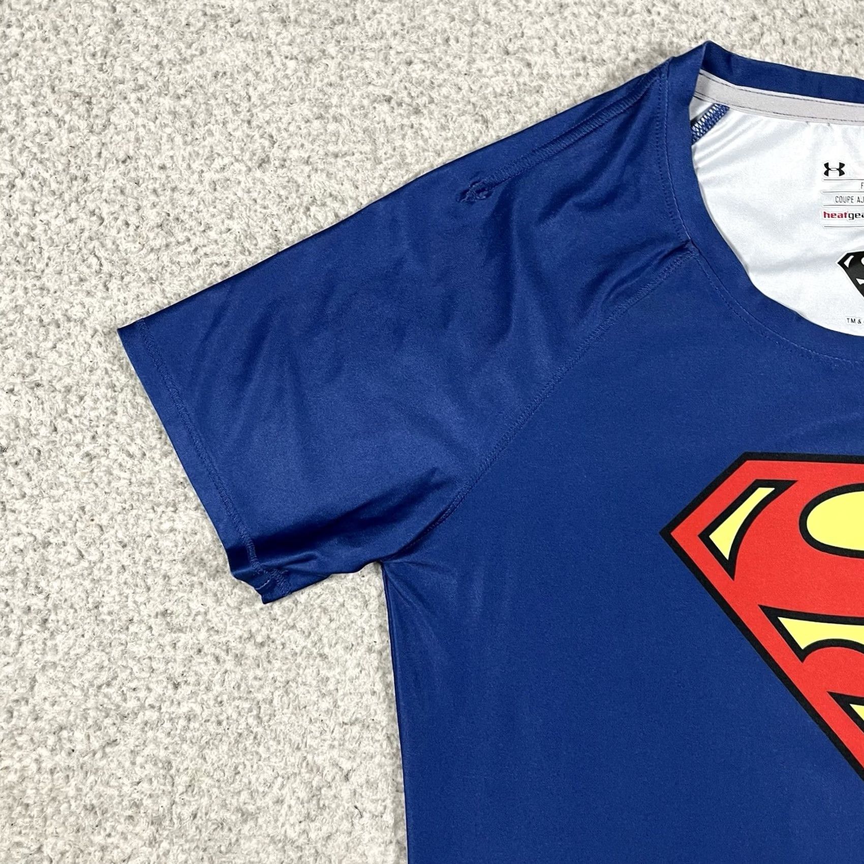 Under Armour Under Armour Shirt Womens S Fitted HeatGear Superman Dc Comics Workout Gym Top Size S / US 4 / IT 40 - 7 Thumbnail