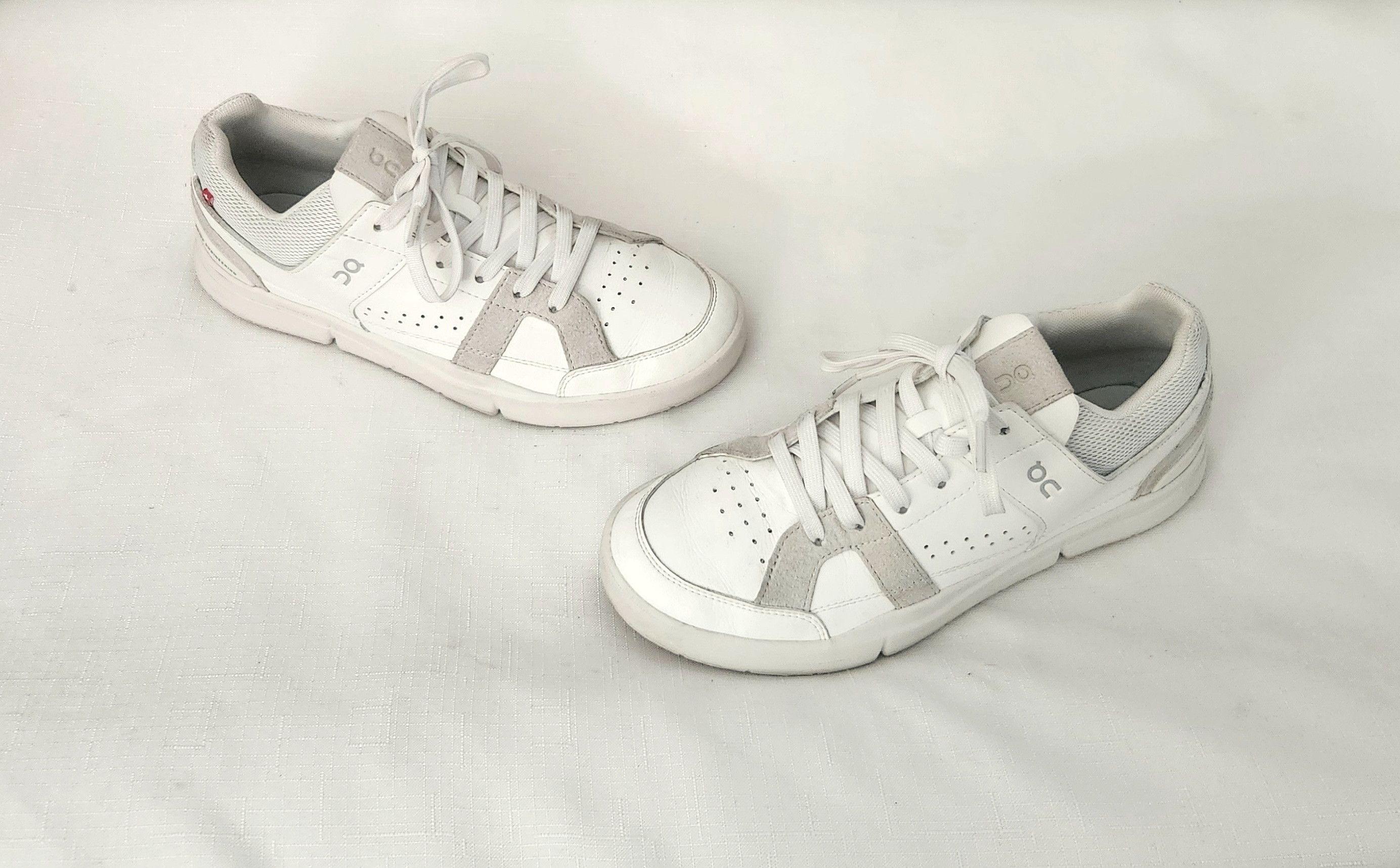 On On The Roger Clubhouse Running sneakers CloudTec Men 7.5 Size US 7.5 / EU 40-41 - 2 Thumbnail
