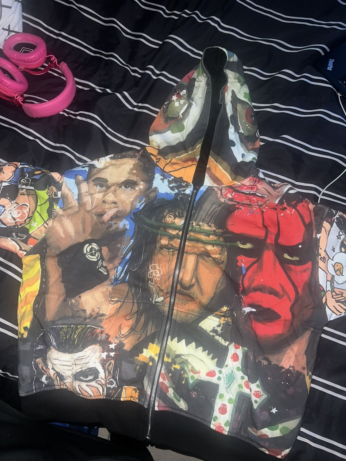 Plus One x Vameee WWE Zip Hoodie Reversible
