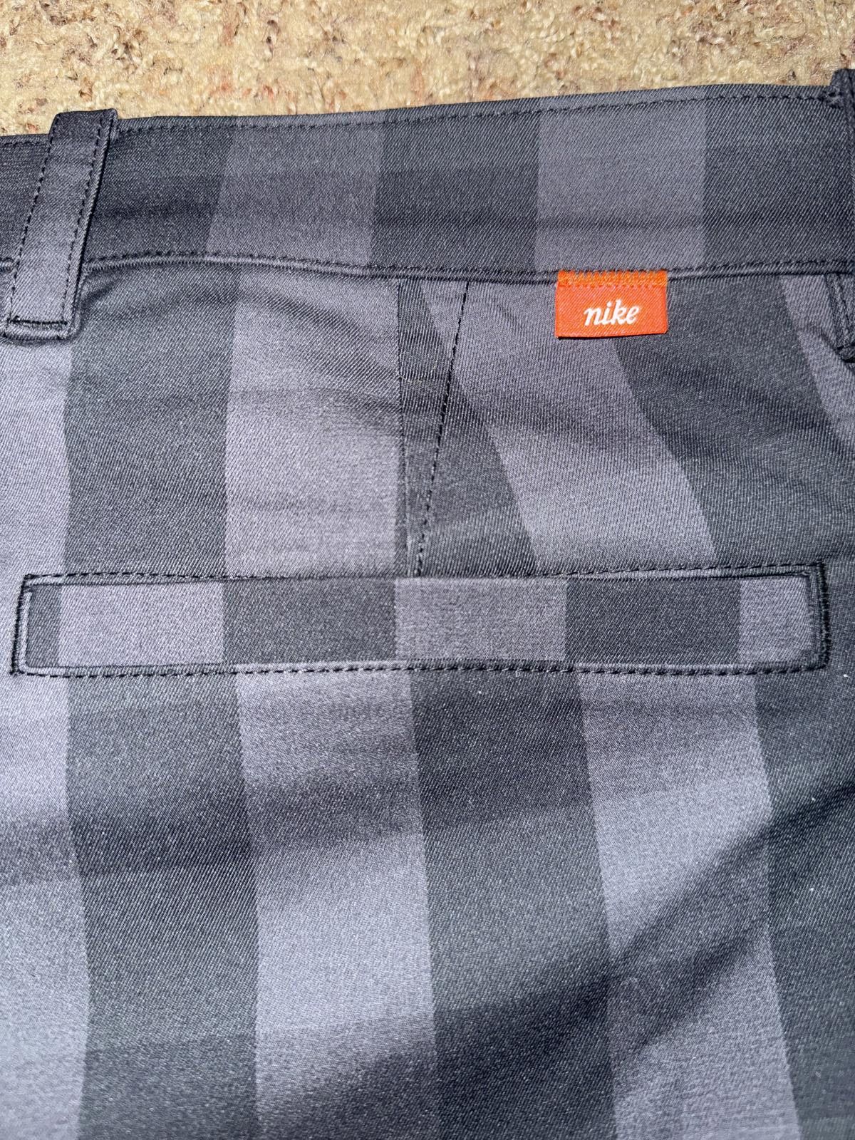 Nike Nike Dri-FIT UV Men's Plaid Golf Chino Shorts Sample Size US 34 / EU 50 - 5 Thumbnail