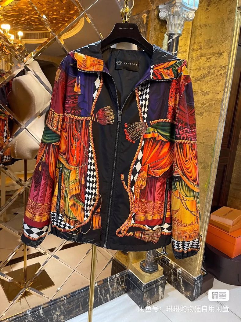 Versace Versace Court oil painting series jacket Size M / US 6-8 / IT 42-44 - 8 Thumbnail