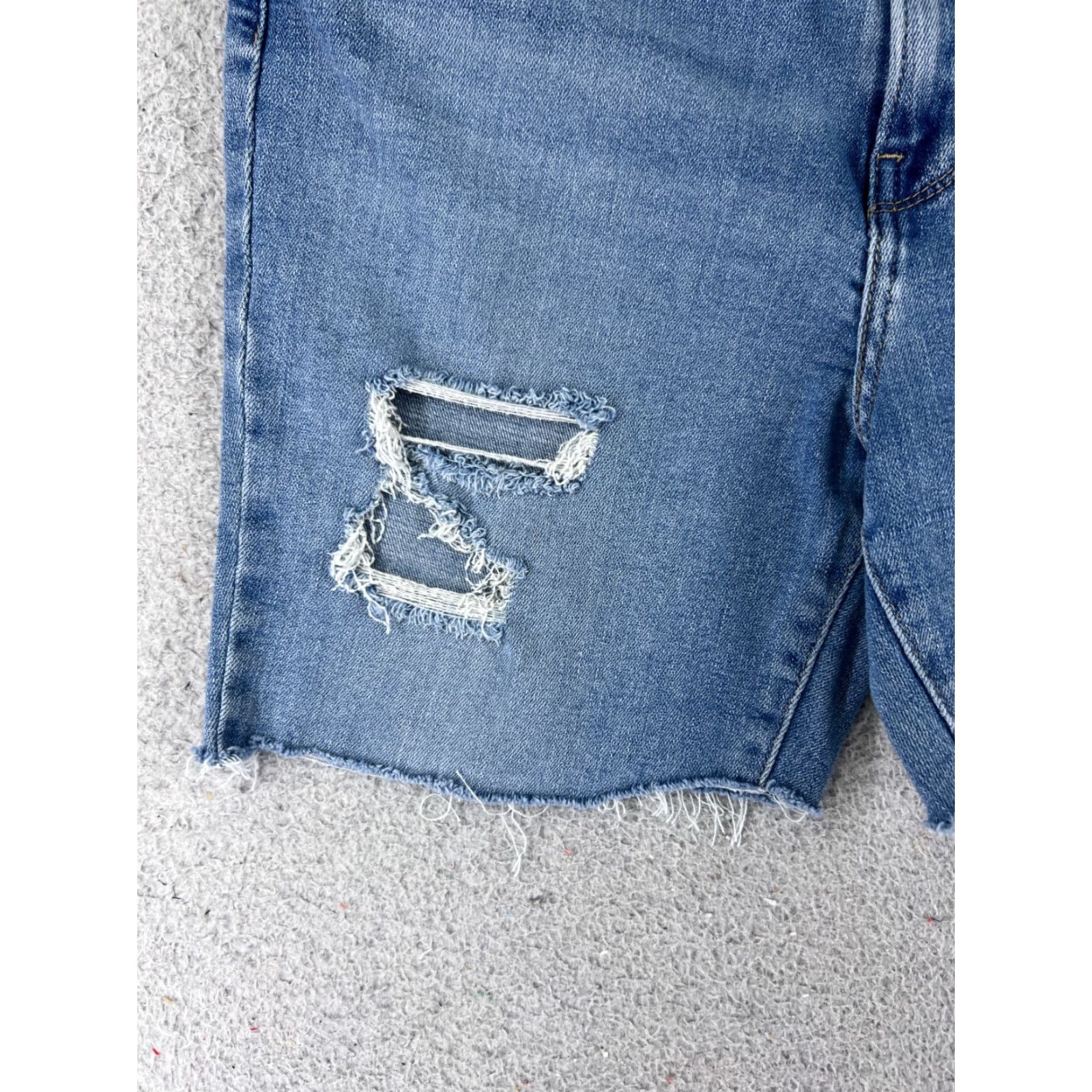 Levi's Levis Womens Short Denim 29 Blue 5-Pocket Distressed Cut-Off High Rise 721 Jeans Mid Rise Size 29" - 3 Thumbnail