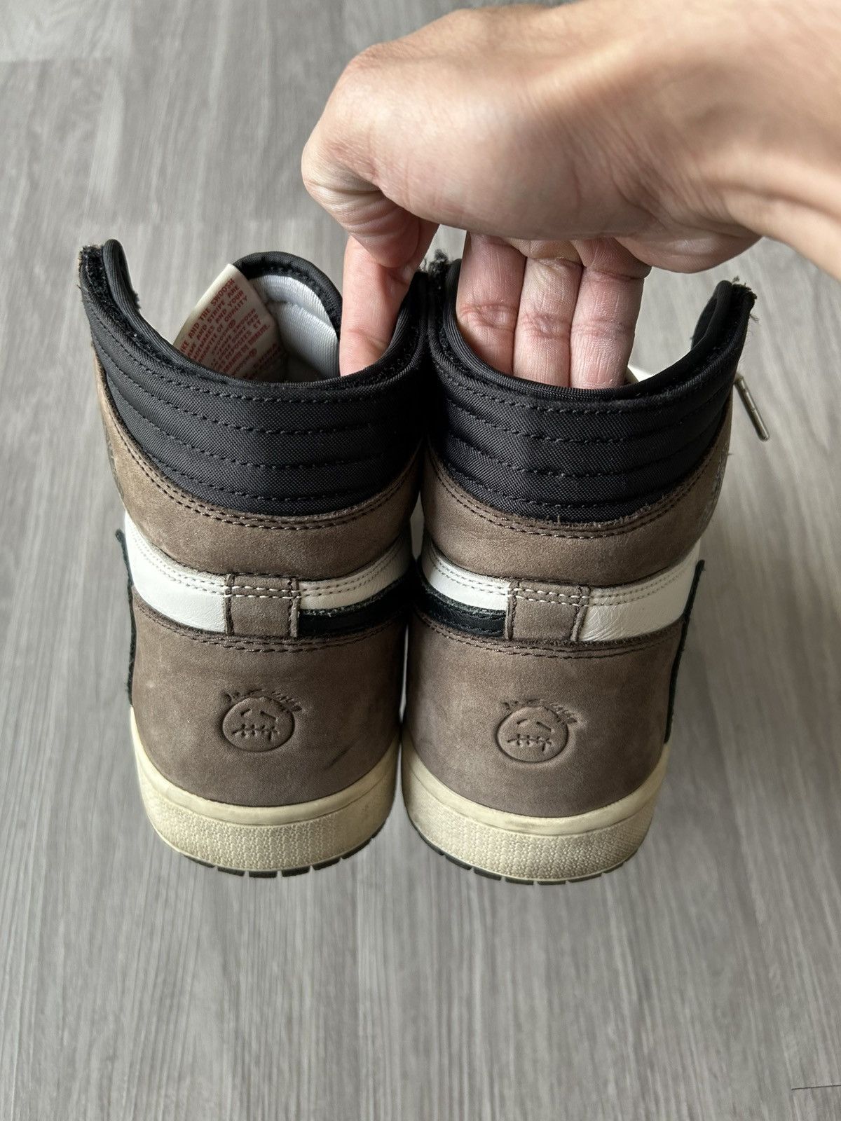 Jordan Brand × Travis Scott Travis Scott x Air Jordan Retro 1 High OG Mocha Size 11 Size US 11 / EU 44 - 5 Thumbnail