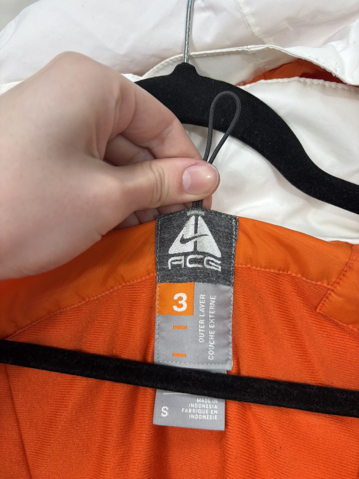Nike ACG Nike ACG Vintage Women’s Outdoor Jacket Hooded Insulated Size S / US 4 / IT 40 - 17 Thumbnail