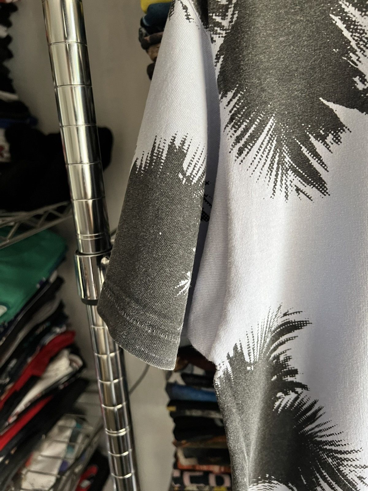 Disney 90s Mickey Mouse All Over Print Palm Trees Singe Stitch Tee Size US M / EU 48-50 / 2 - 4 Thumbnail
