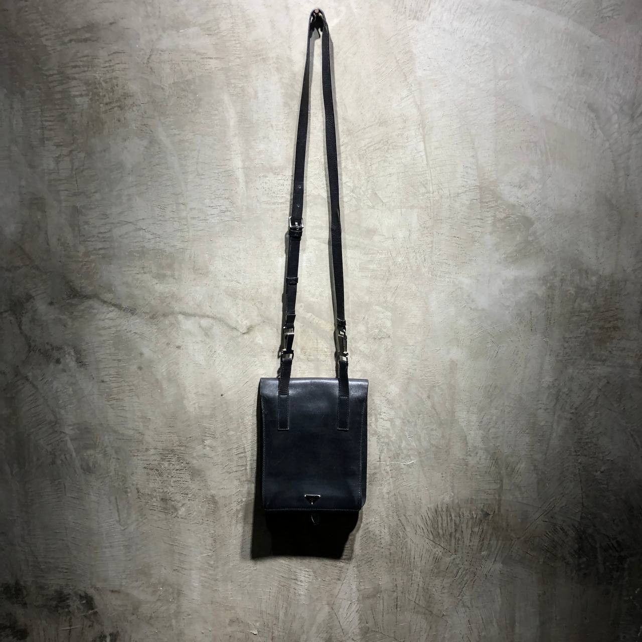 Prada Prada Leather Military Shoulder bag Size ONE SIZE - 1 Thumbnail