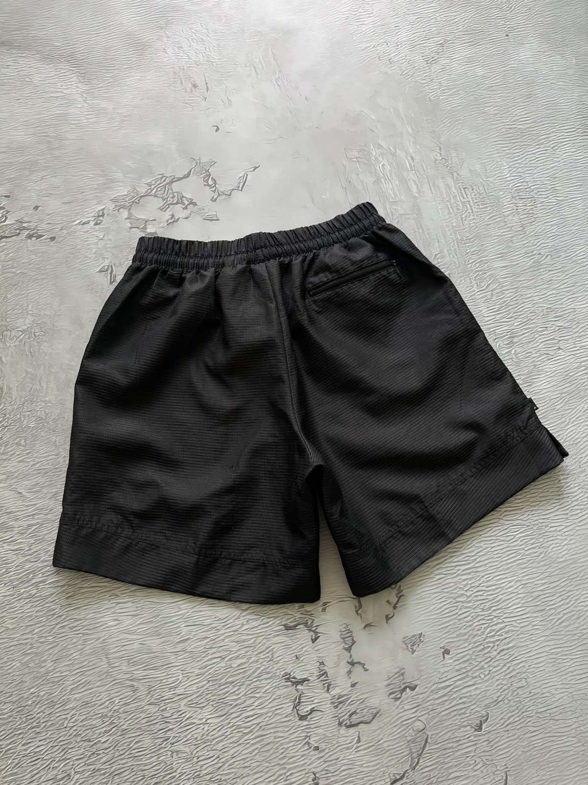 Nike Nike Y2K Streetwear Vintage Shorts Rare Black Size US 32 / EU 48 - 3 Thumbnail