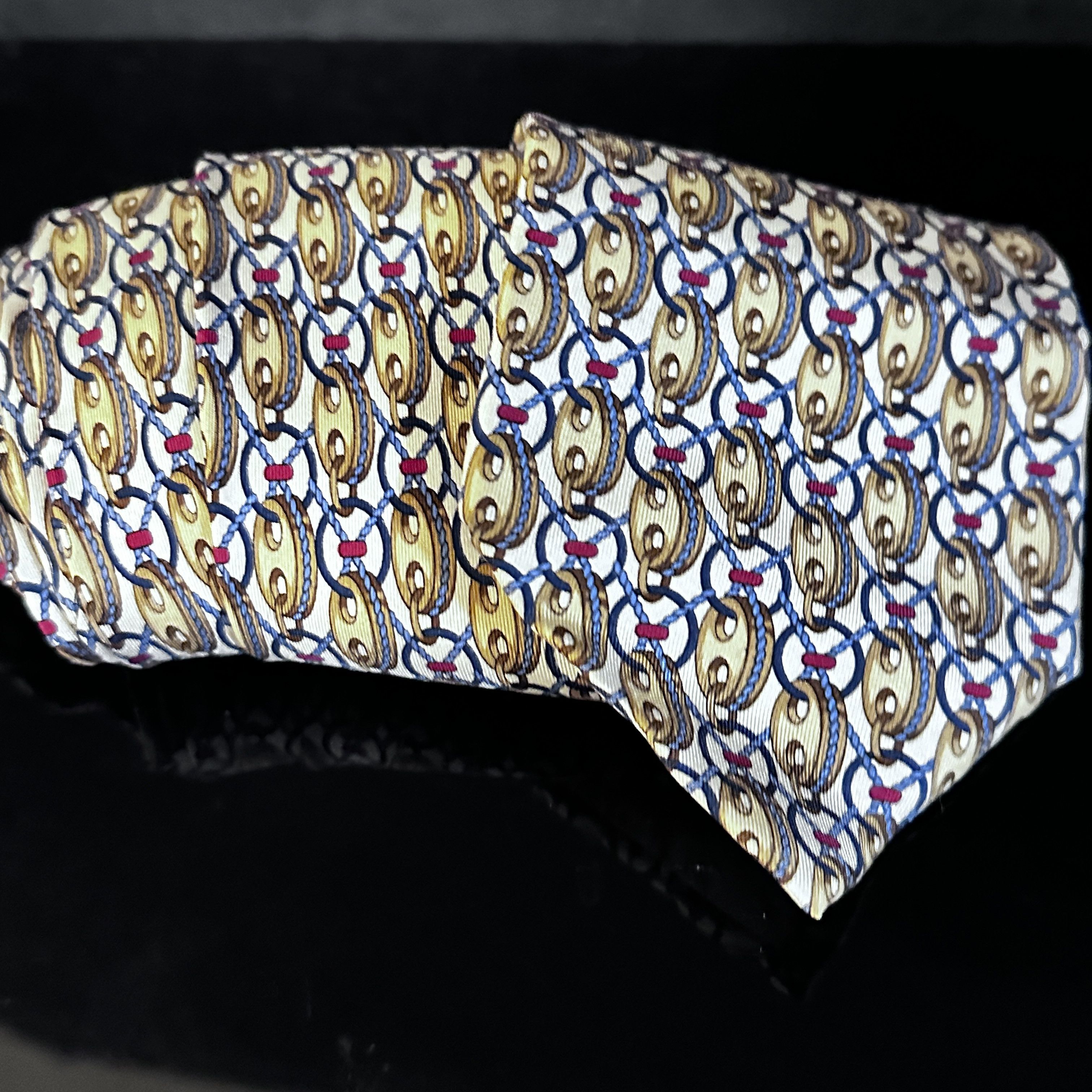Gucci Gucci Gold Silk Tie Link Chain EUC Neckwear White Baroque ro Size ONE SIZE - 1 Thumbnail