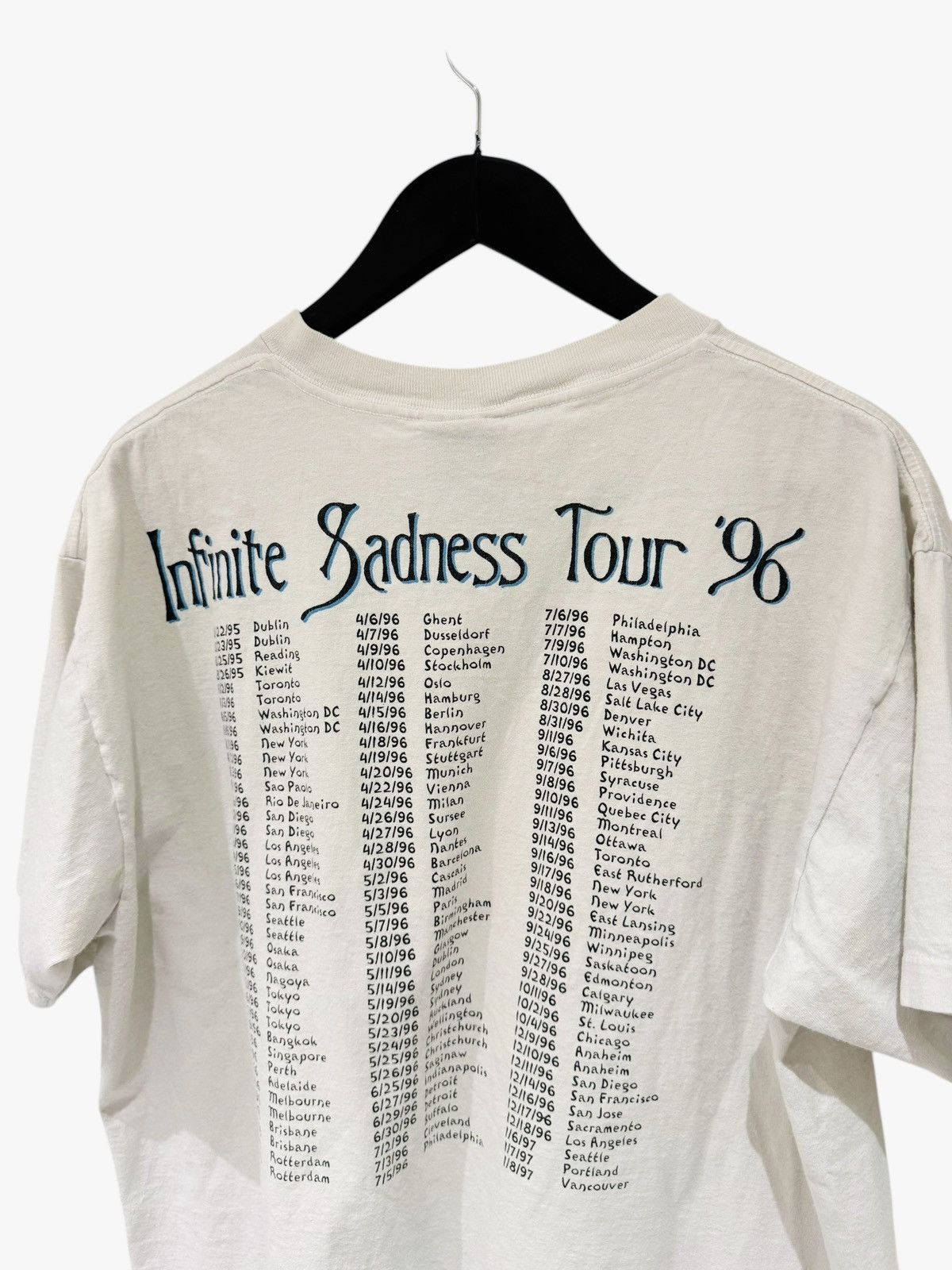 Band Tees 1996 Smashing Pumpkins Infinite Sadness Vintage Band Tee Size US XL / EU 56 / 4 - 4 Thumbnail