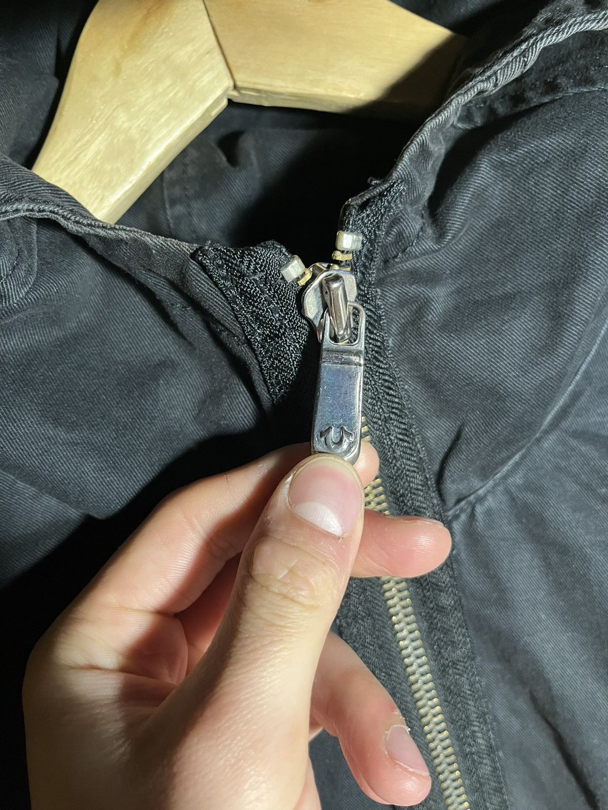 True Religion True religion light jacket anorak diestresed M size Size US M / EU 48-50 / 2 - 8 Thumbnail
