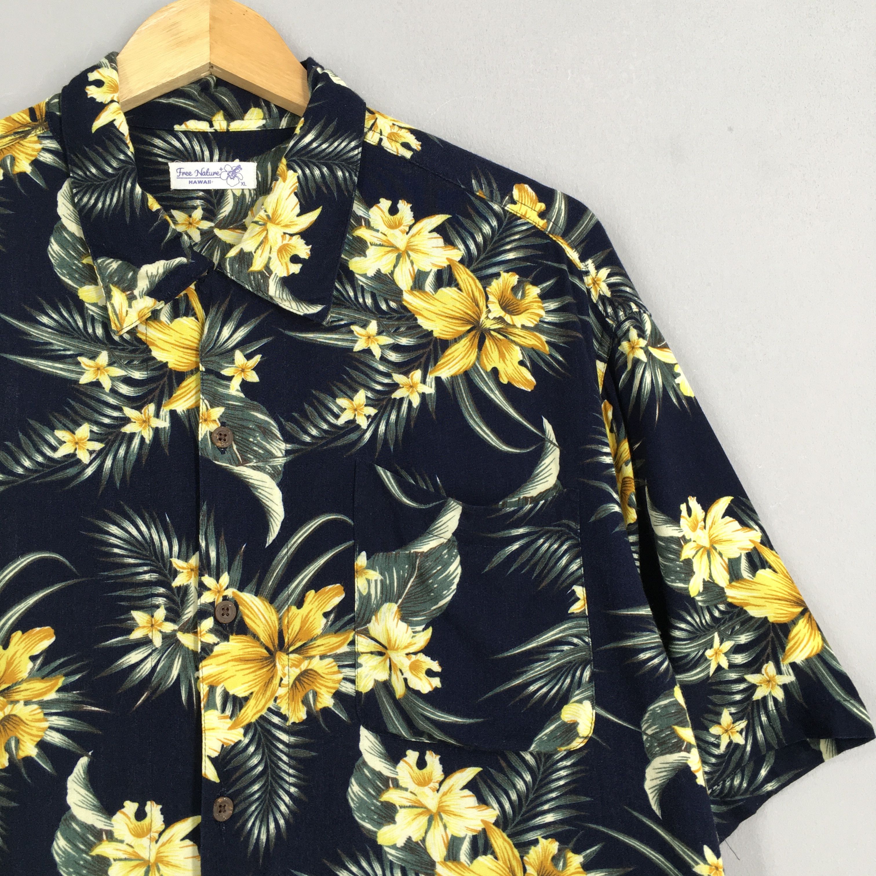 Other Vintage Hawaiian Flower Rayon Aloha Shirt XLarge Size US XL / EU 56 / 4 - 2 Thumbnail