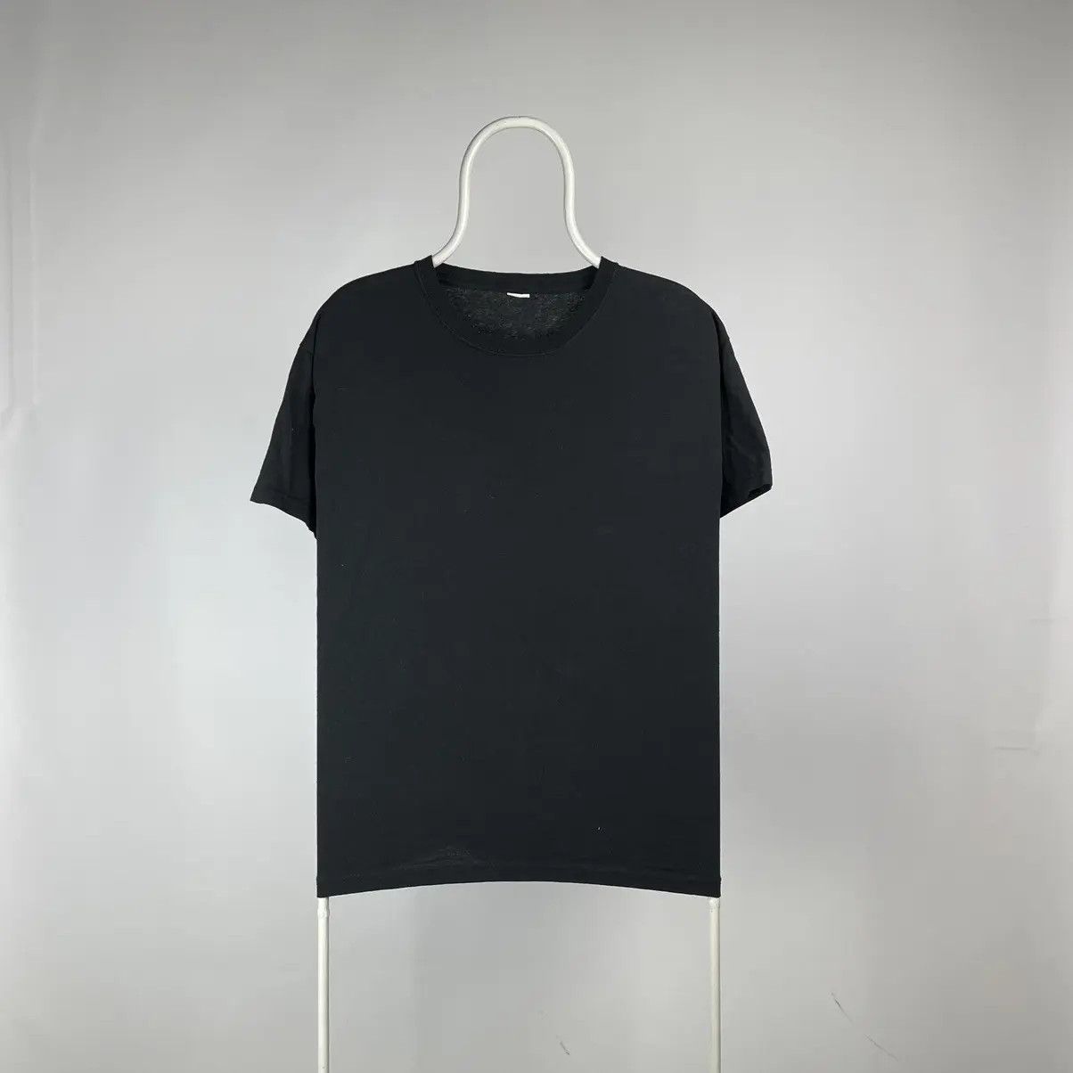Band Tees Vintage 1989 global world tour T-shirt band tee size Medium Size US M / EU 48-50 / 2 - 2 Thumbnail